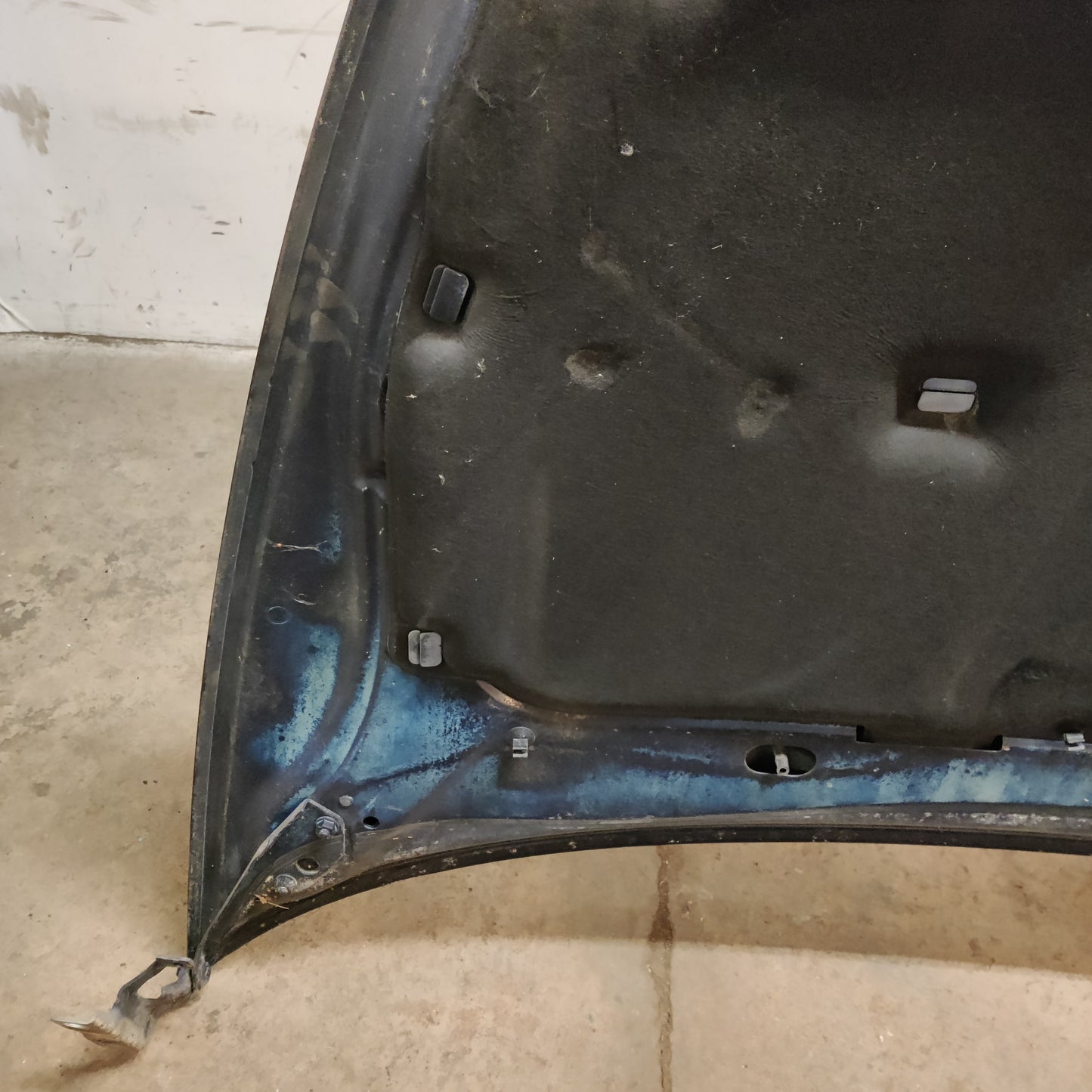 Etukansi Volvo V50 1.8 bensa 2004