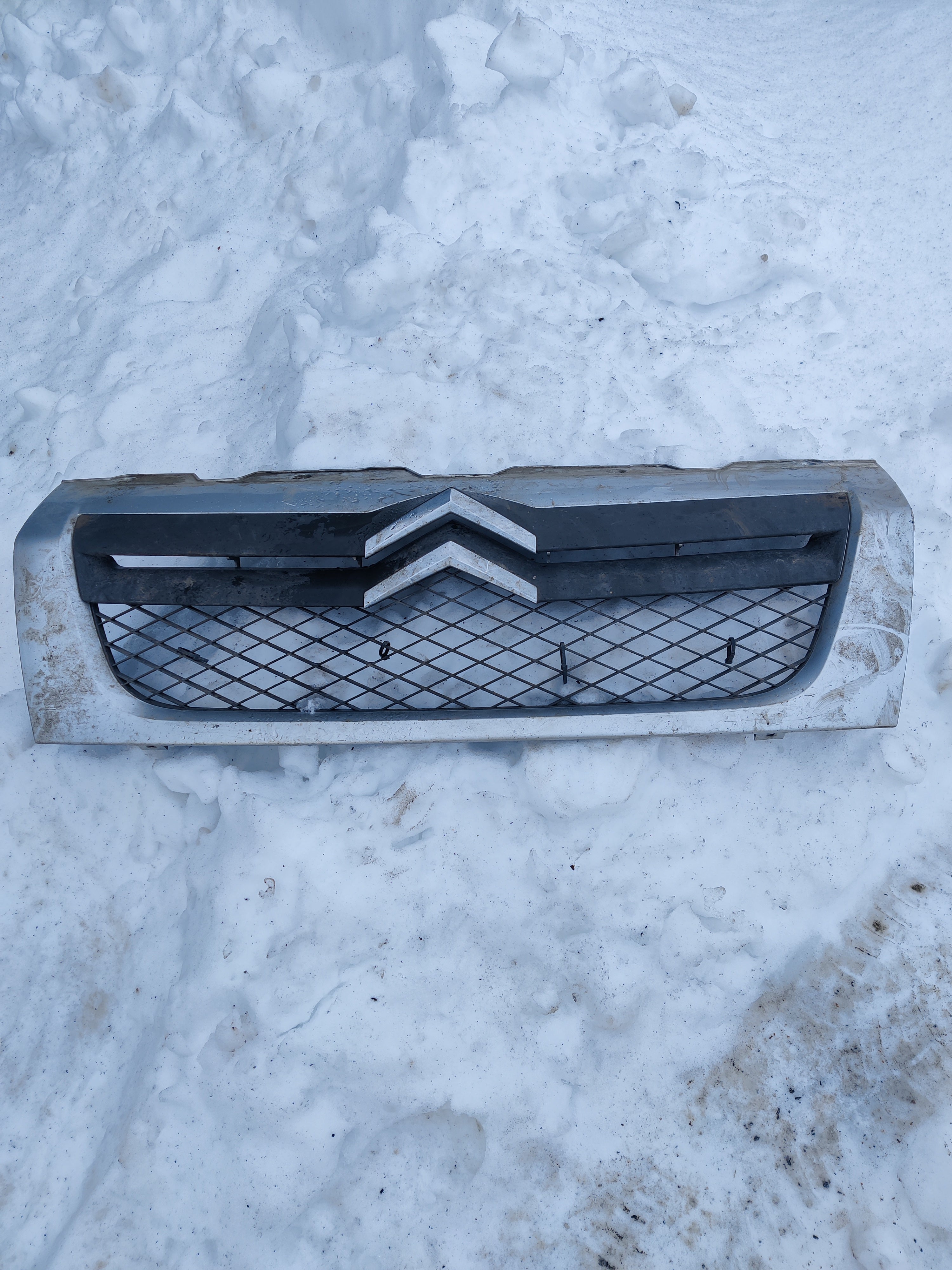 Etumaski / säleikkö Citroen Jumper II Bussi 2.2 HDi 100 2010, 1308069070