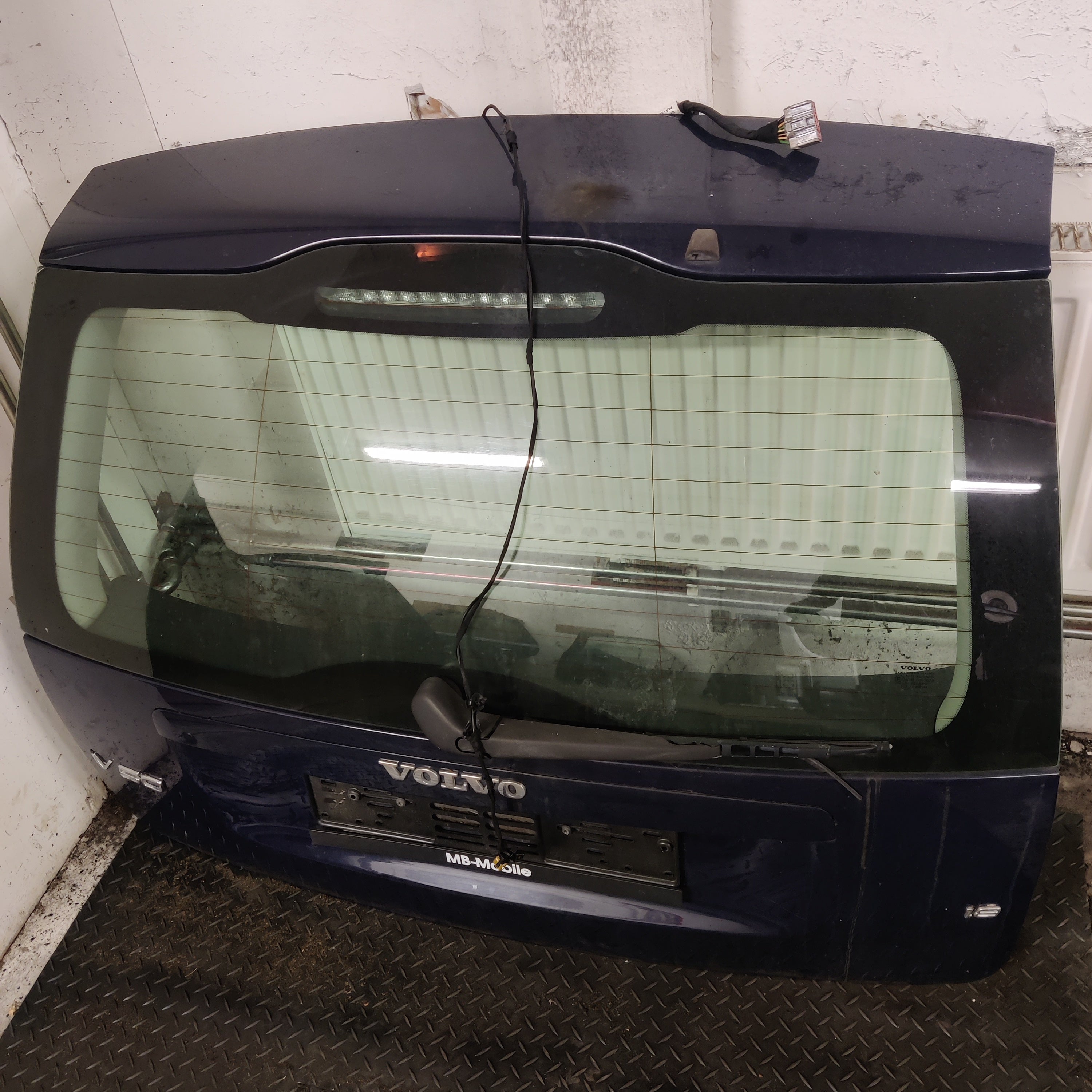 Takaluukku / takakansi Volvo V50 1.8 bensa 2004