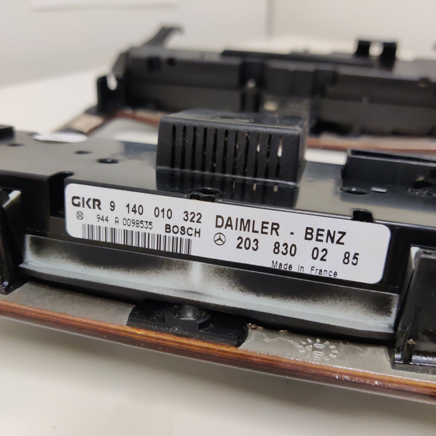 Lämpötilasäädin, MB C-CLASS W203 2000, A2038300285