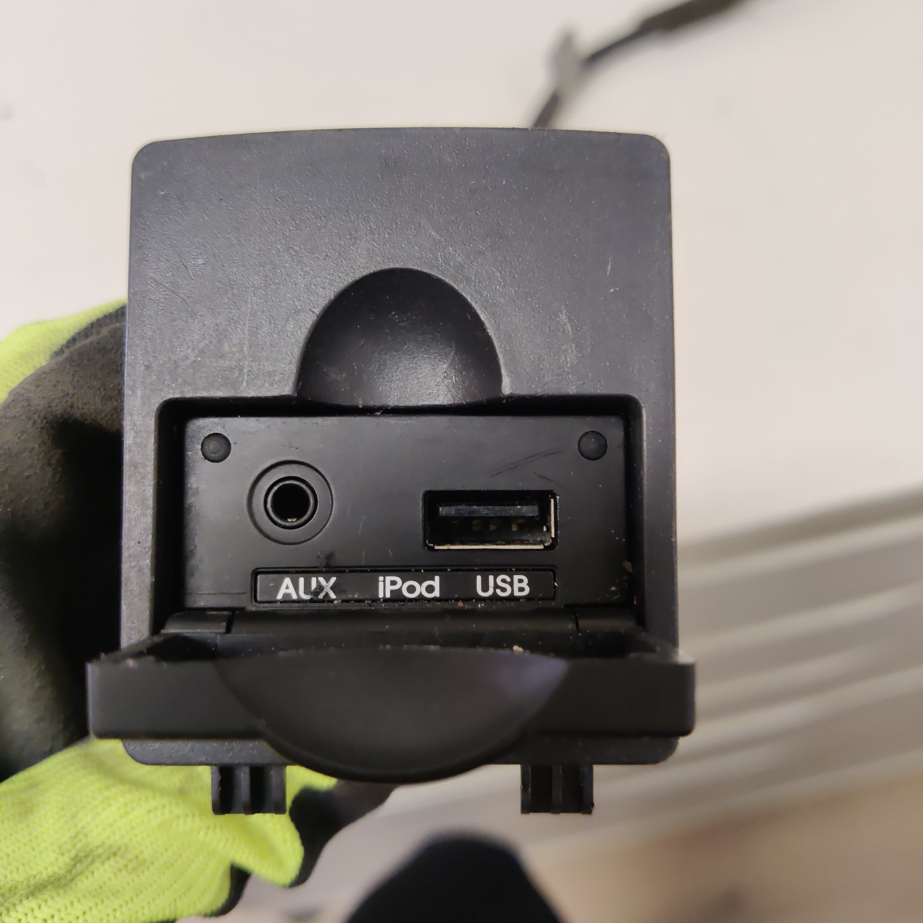 Ohjausyksikkö, audio + usb-pistoke, Hyundai i30 cw 1.6 Farmari 2009, 96120-2L200