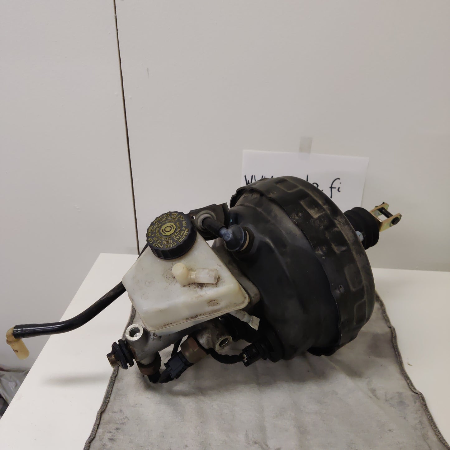 Jarrutehostin, MB C-CLASS W203 2000, A0044307230