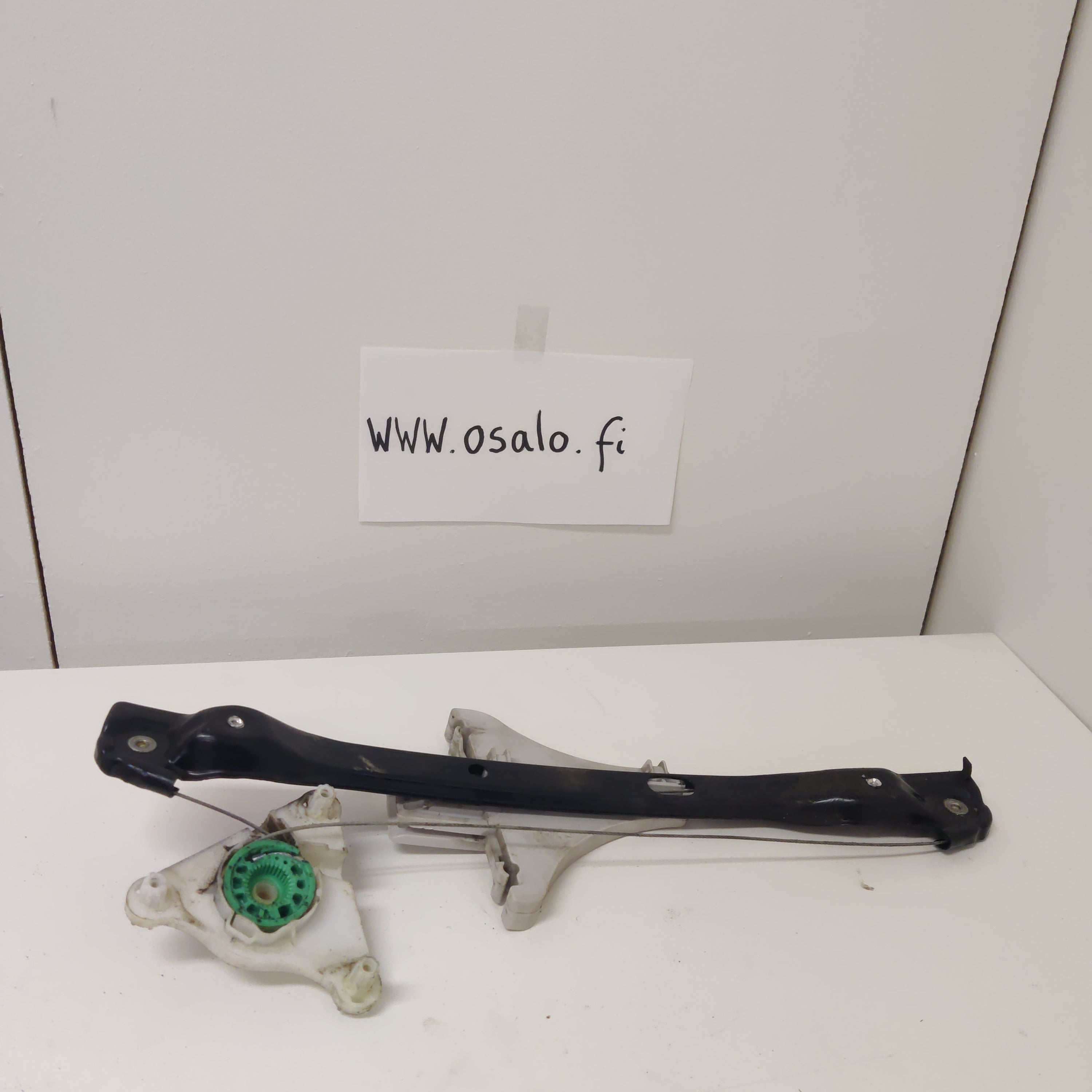 Lasinnostin taka, oikea Vw Passat 2.0 TDI Farmari 2008, 980880101