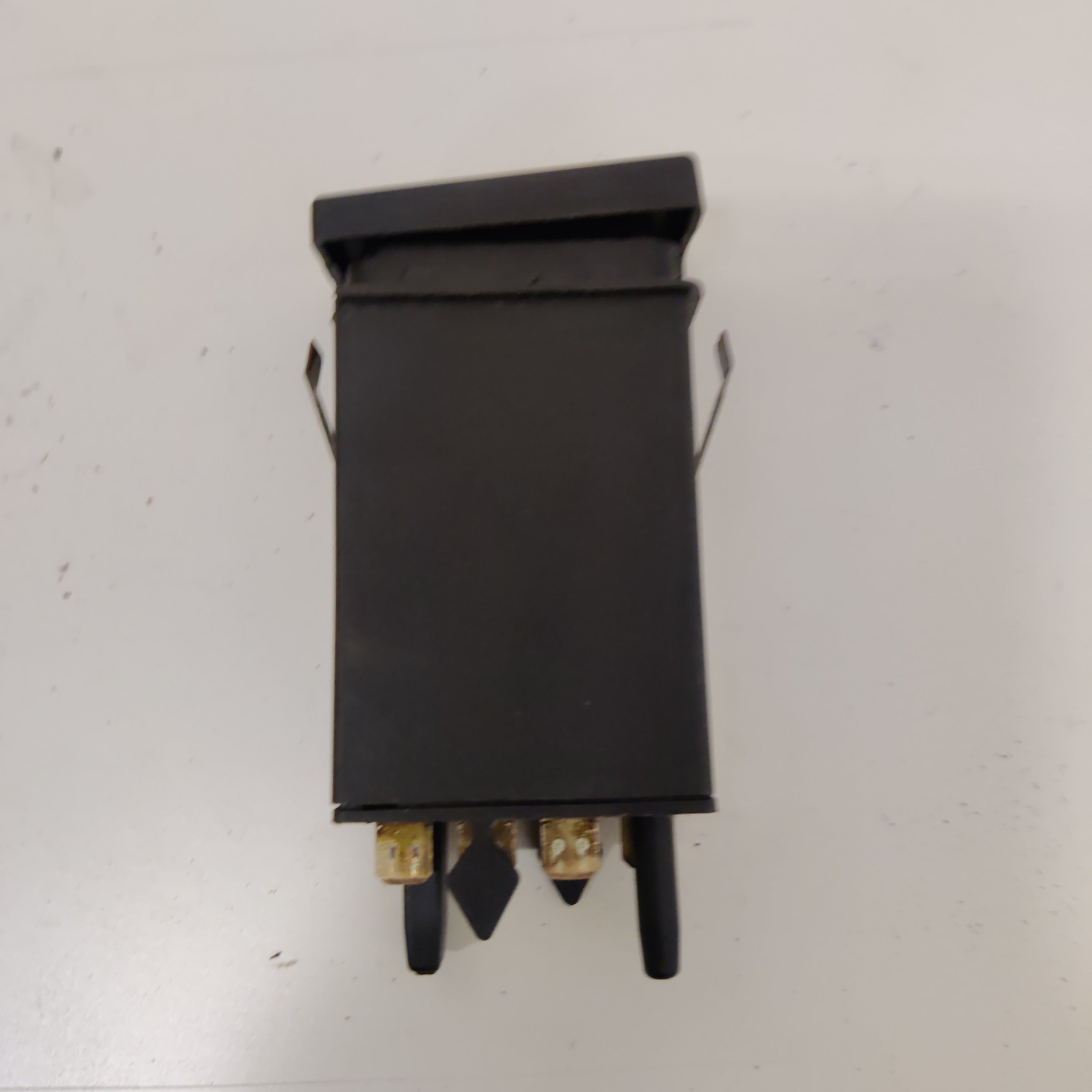 Tuulilasin lämmittimen katkaisin, Vw Passat 2001, 3B0959621E