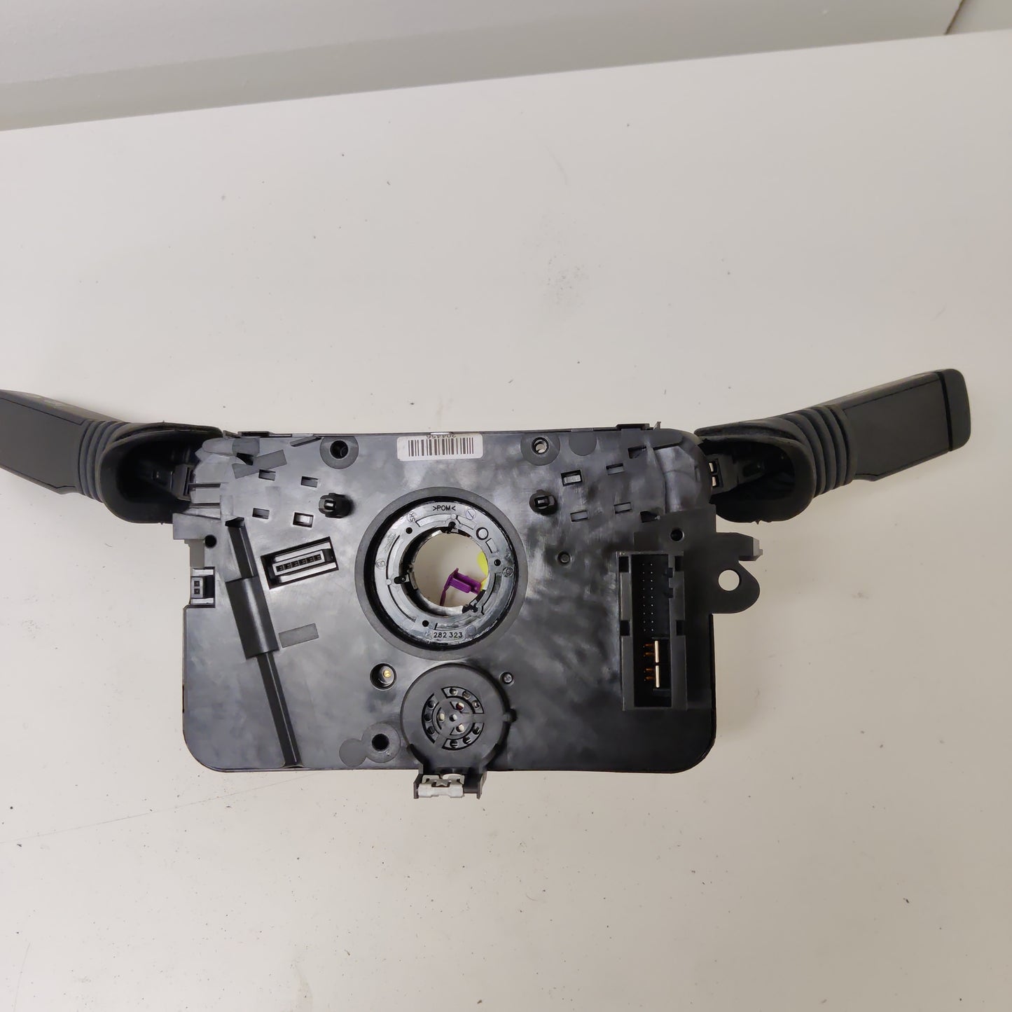 Monitoimikatkaisin keskus/ vipu, Opel Astra Station Wagon 1.6 Farmari 2008