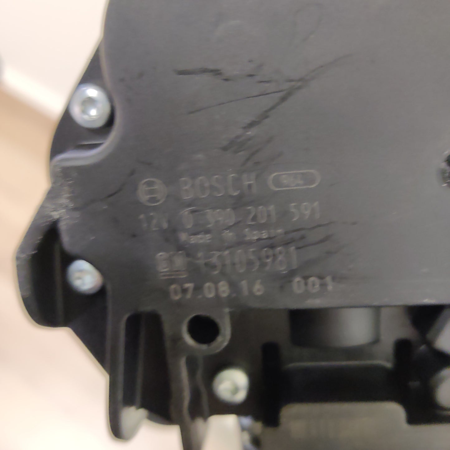 Pyyhkimen moottori, takalasi, Opel Astra Station Wagon 1.6 Farmari 2008, Bosch 13105981