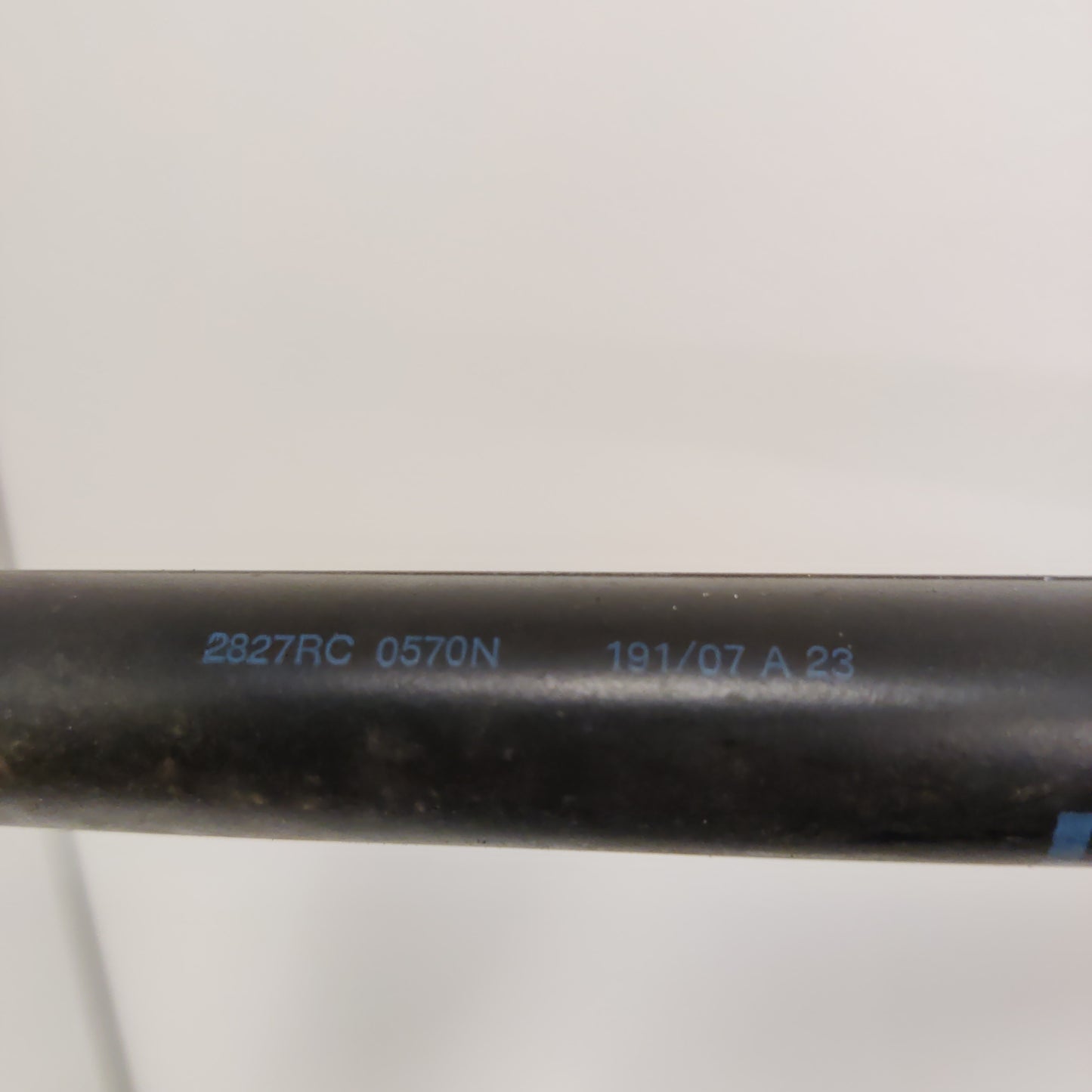 Takakannen kaasujousi Opel Astra Station Wagon 1.6 Farmari 2008, 2827RC 0570N