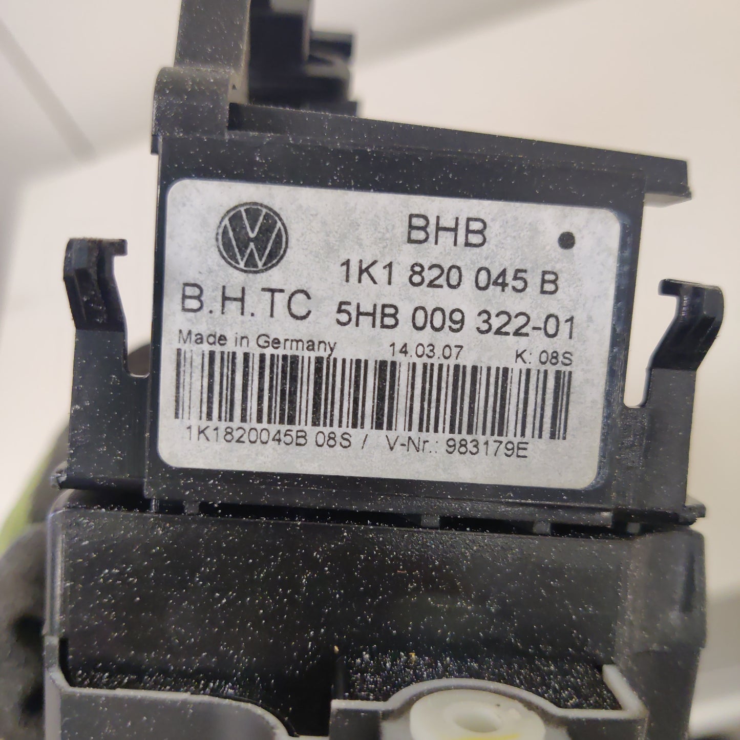 Lämpötilasäädin, Vw Jetta V (1K2) 77 kW Diesel, 1K1820045B