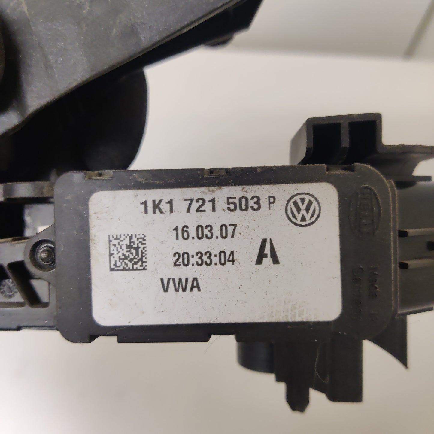 Kaasupoljin, Vw Jetta V (1K2) 77 kW Diesel, 1K1721503