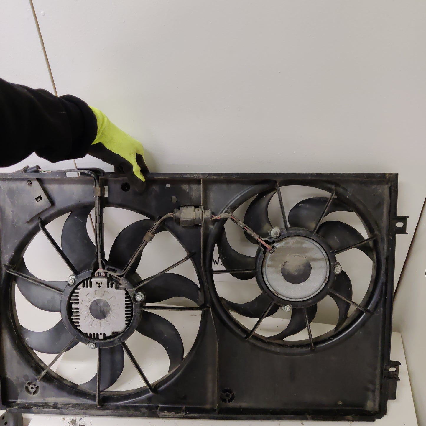 Jäähdyttimen tuuletin, VW Passat Sedan 1.9 2005, 1K0121207