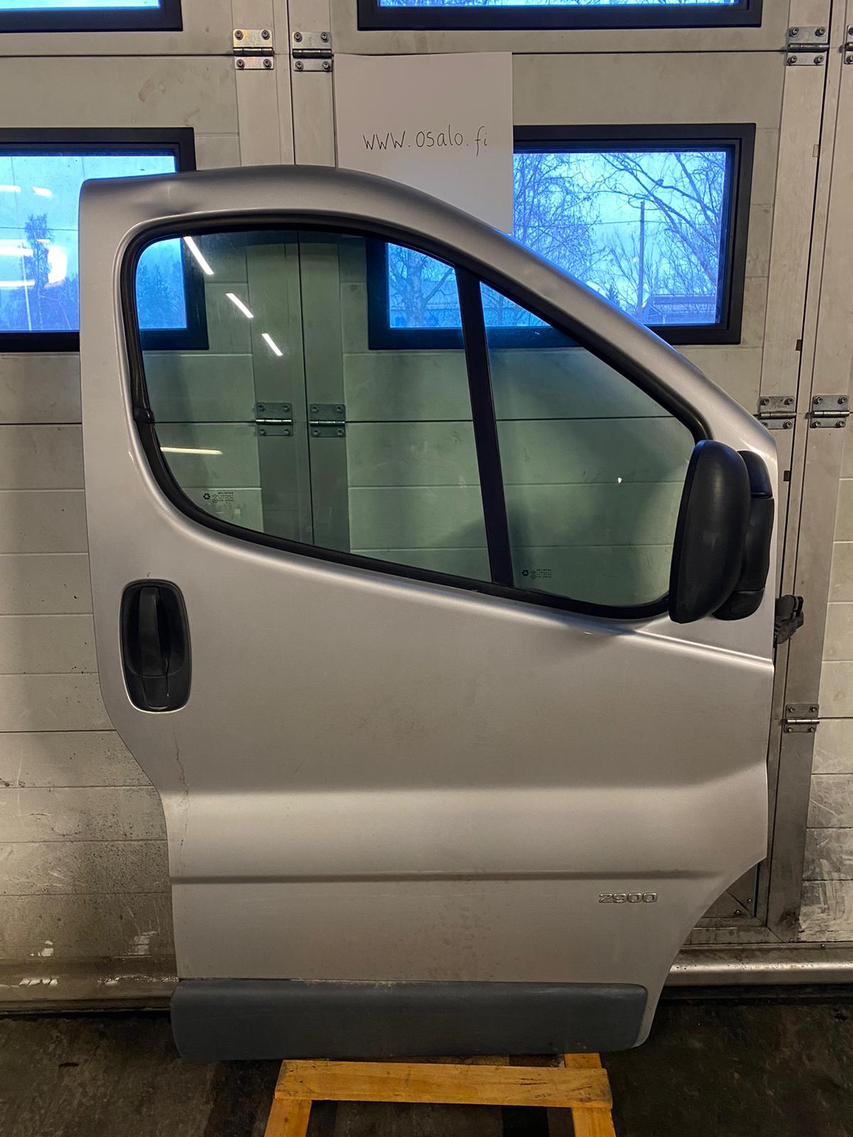 Etuovi oikea, Opel Vivaro 1.9 CDTI 2004