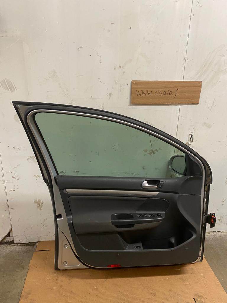 Etuovi vasen Vw Golf V 1.6 Hatchback 2007
