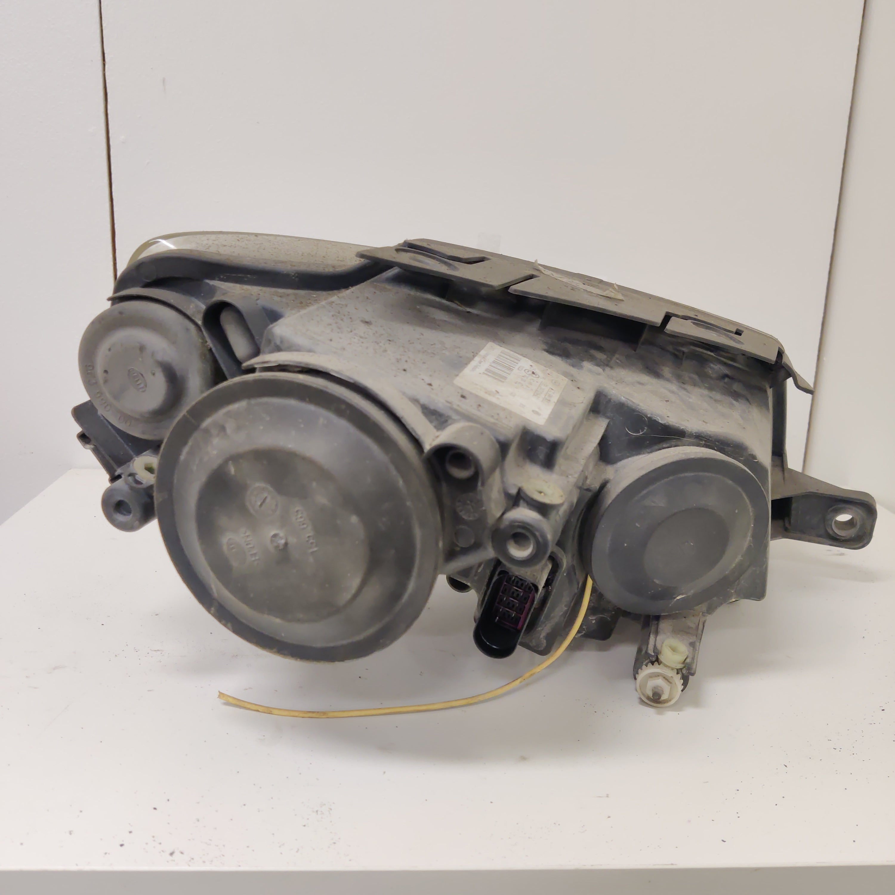 Ajovalo, vasen etu, VW Passat Sedan 1.9 TDI 2005, 1EL247014-01
