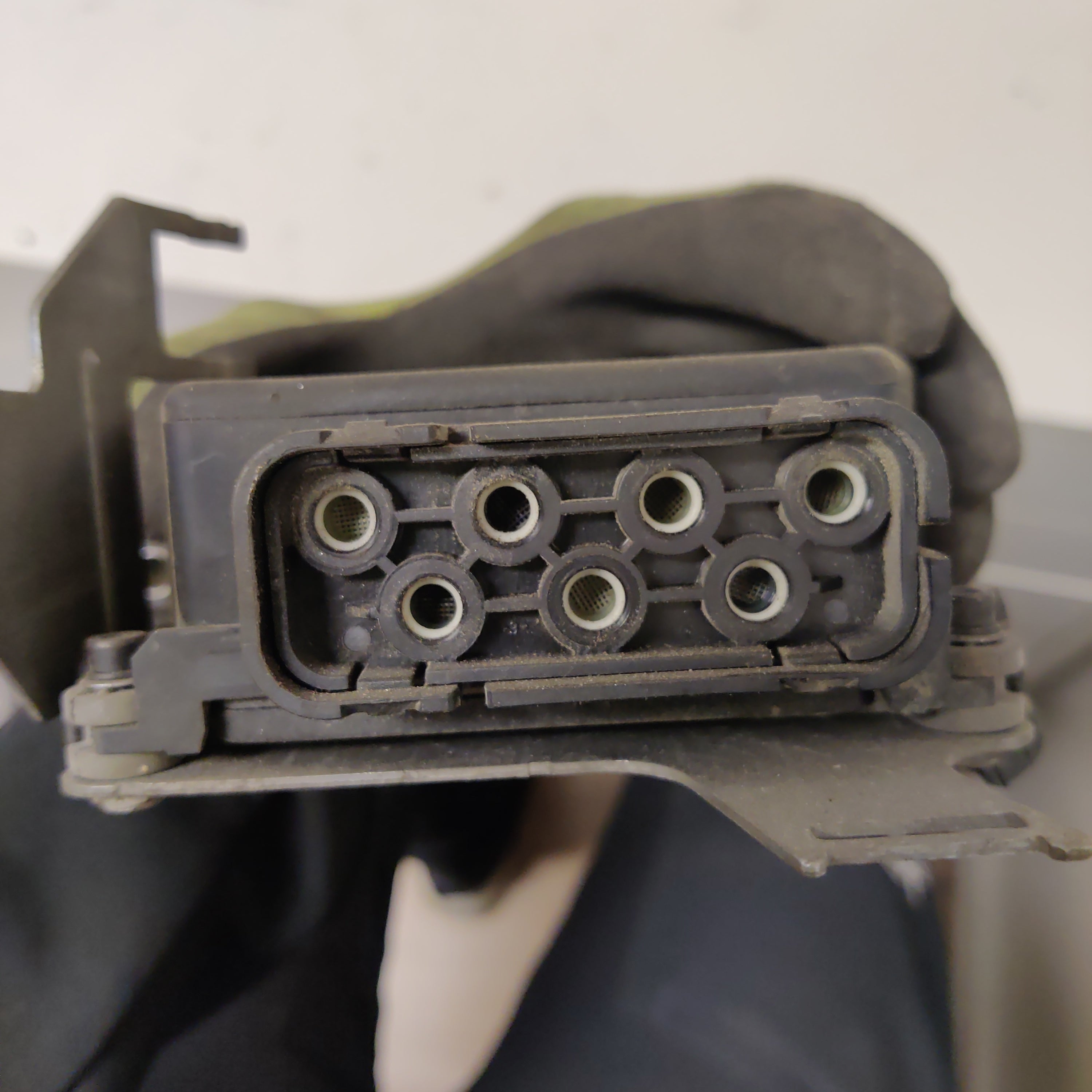 Alipainepumppu / EGR venttiili, VW Passat Sedan 1.9 TDI 2005, 3C0906625