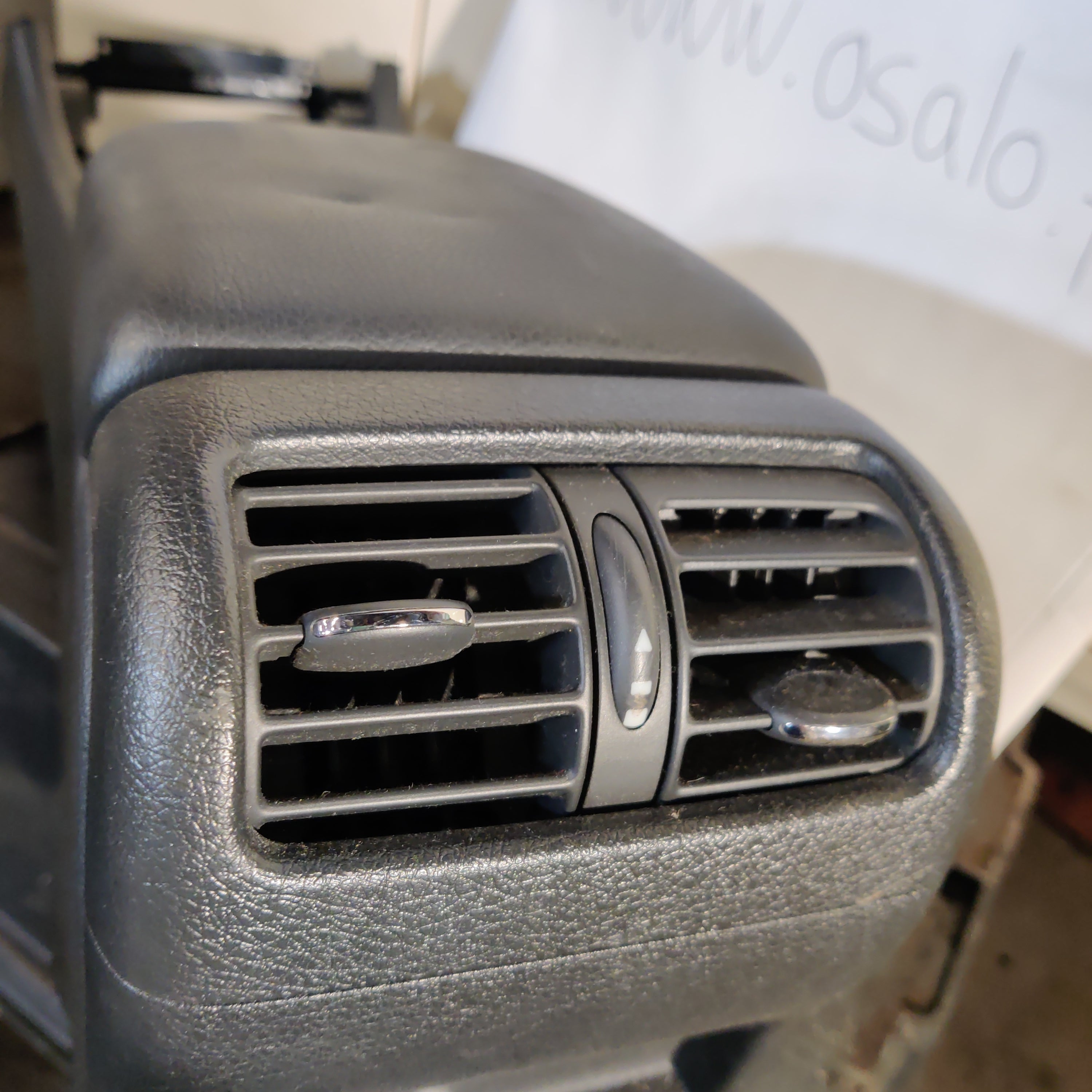 Keskikonsoli, MB C-CLASS W203 2000, E037601121