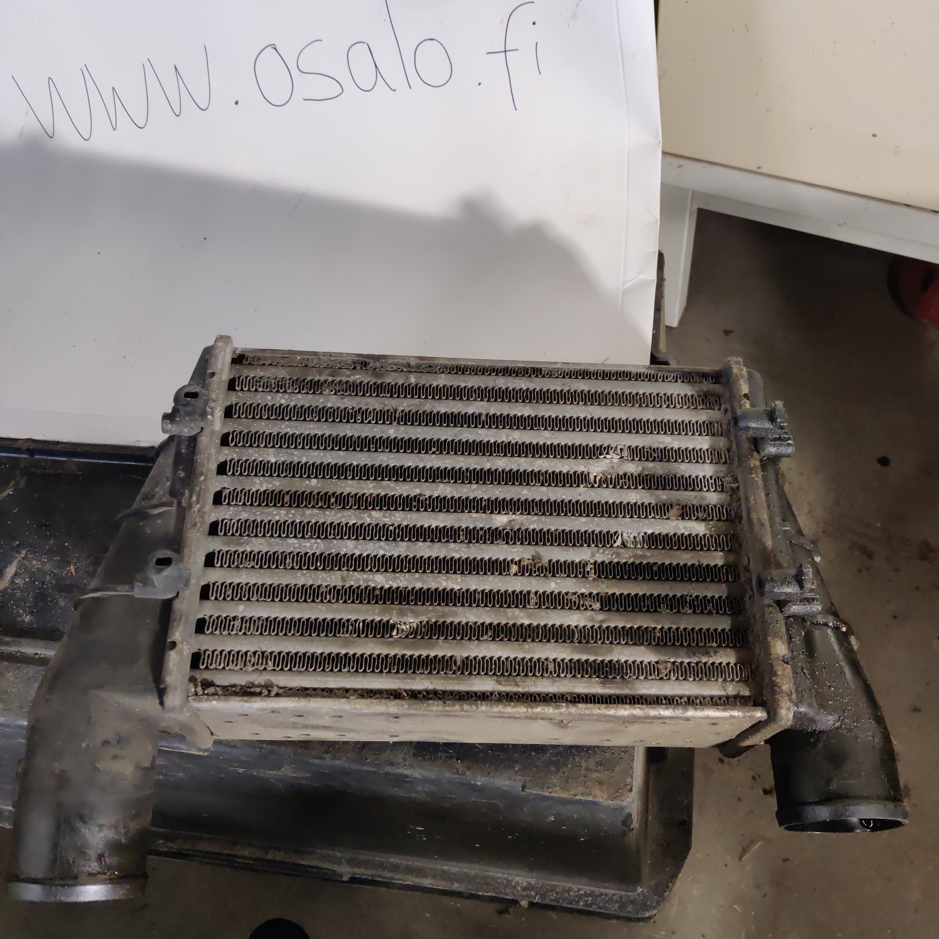 Välijäähdytin, Vw Passat 2001, 058145805A
