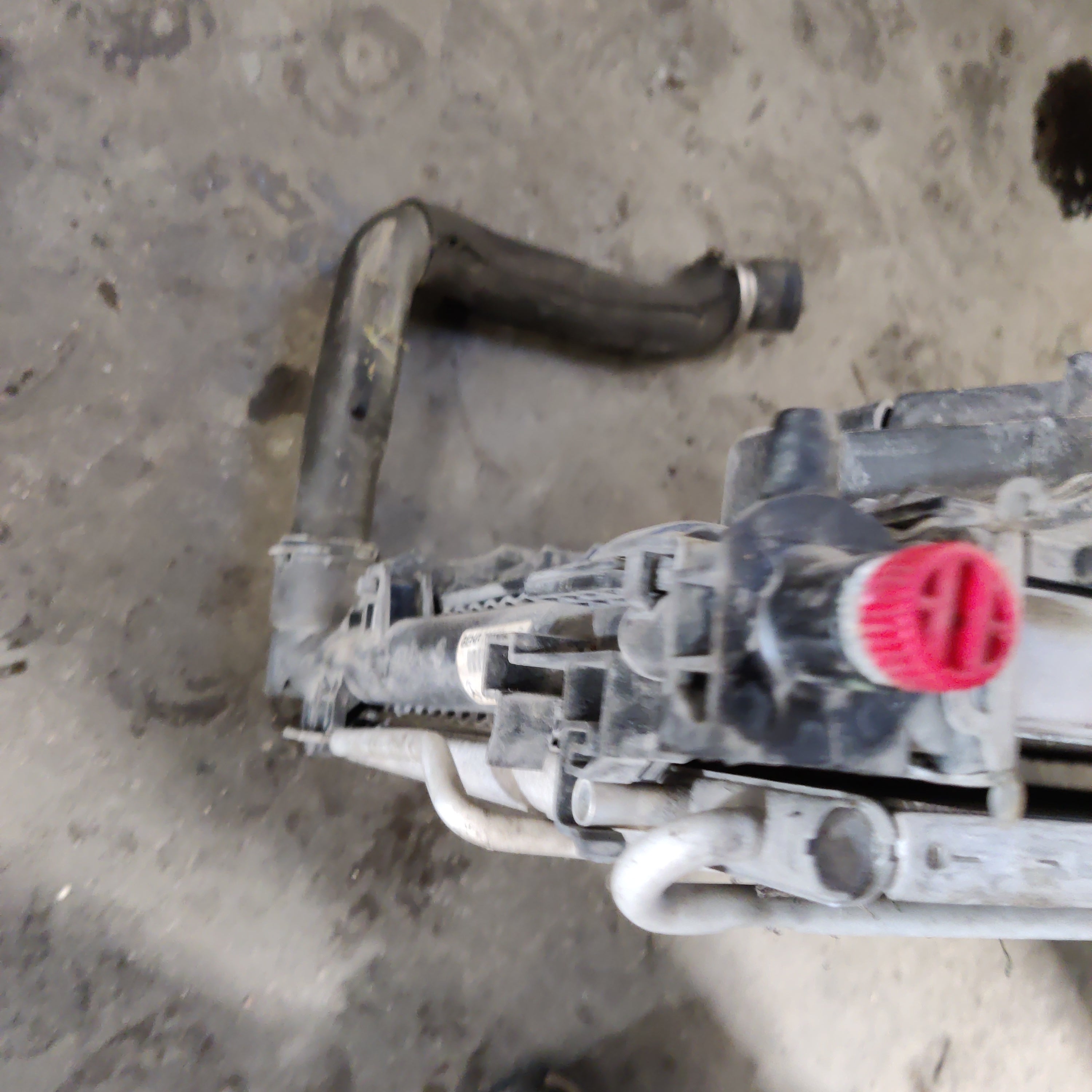 Jäähdytin automaattivaihteisto, ilmastoinninkenno ja jäähdyttimen tuuletin, MB C-CLASS W203, 2000885001955, A2035000293KZ, 377683