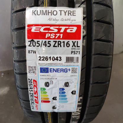 Kumho Ecsta PS71 205/45 R16 87W Kesärengassarja