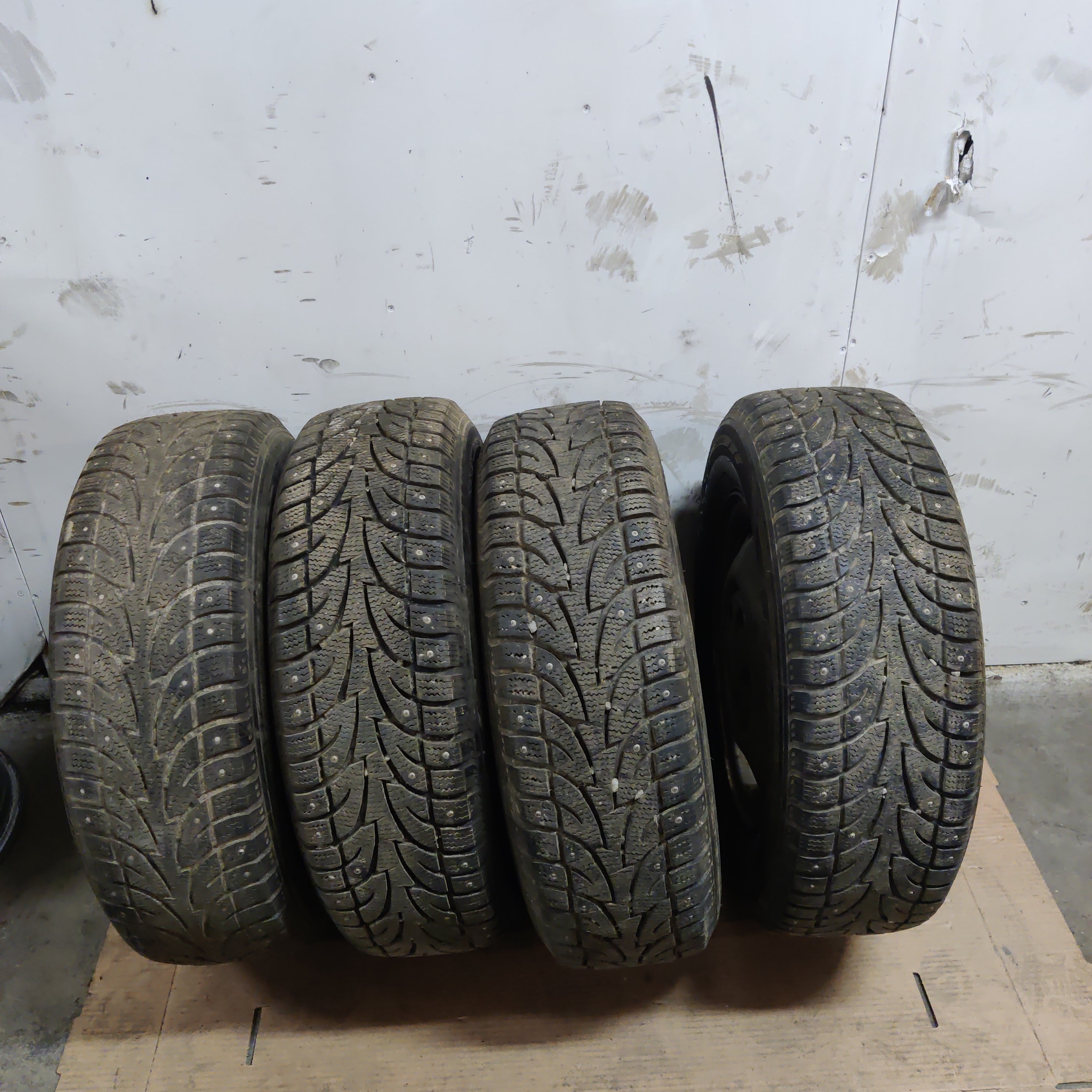 Vannesarja 15" 5x115 Dodge Caravan 4626103