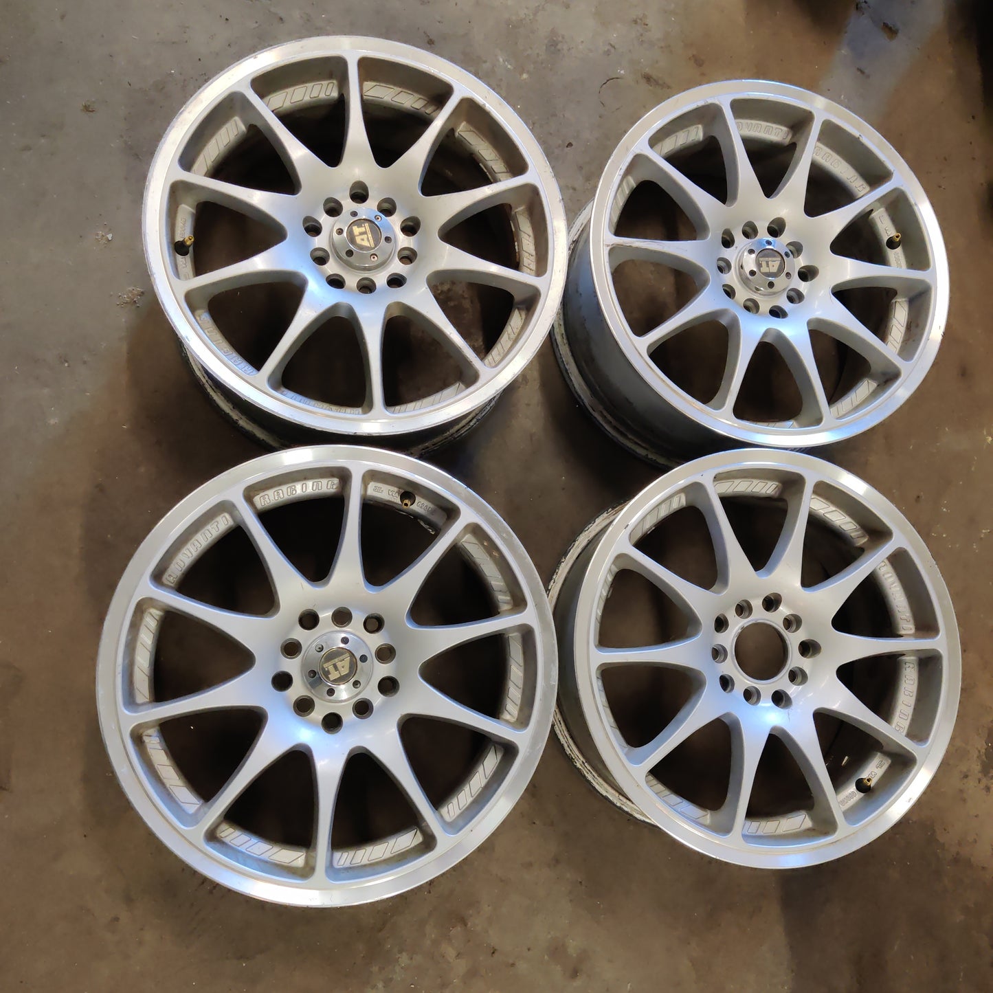 AT Racing alumiinivannesarja 16" Opel 5x110 ja 5x98  KÄYTETTY