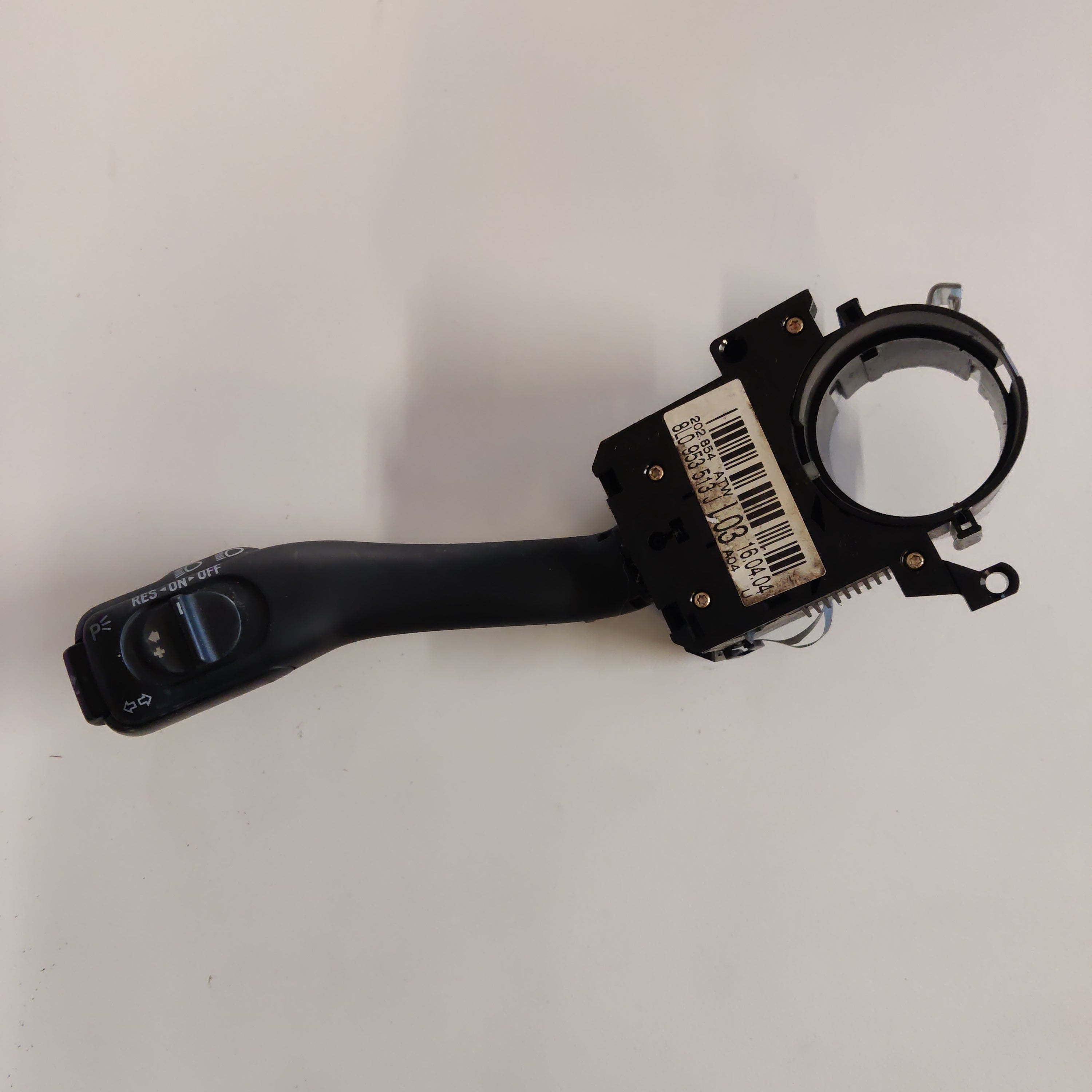 Vilkkukatkaisin Skoda Octavia I 1.6 bensiini 2004 8L0953513J
