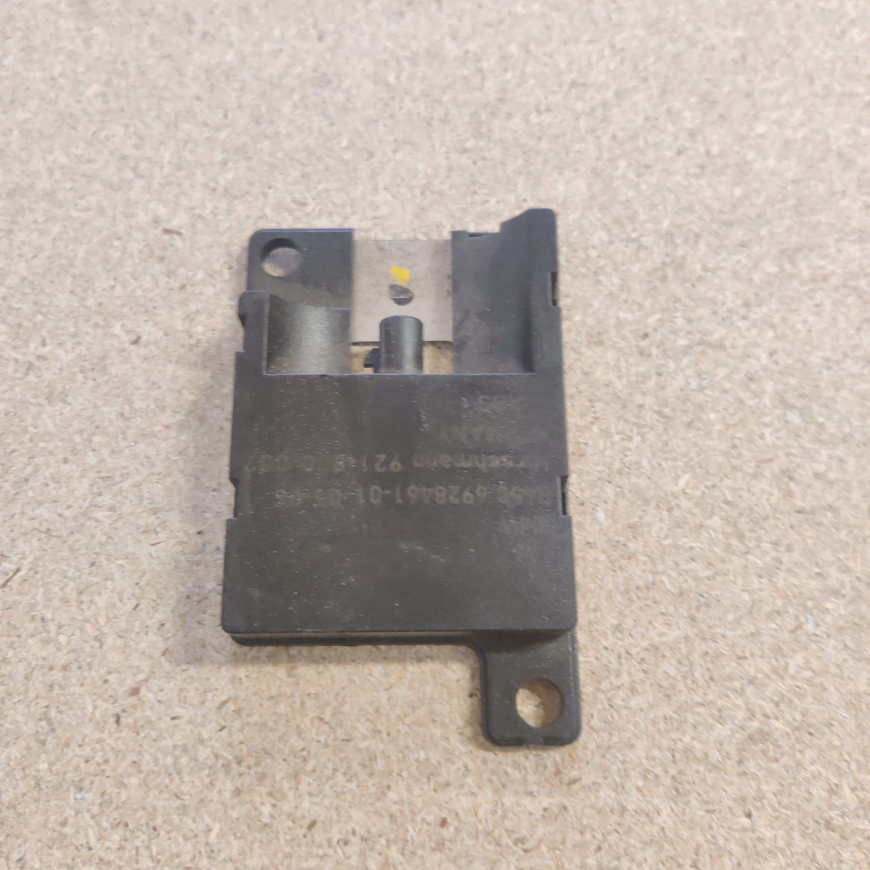 Antennivahvistin BMW 3 Touring 320 D E91 2006, 84506928461-01