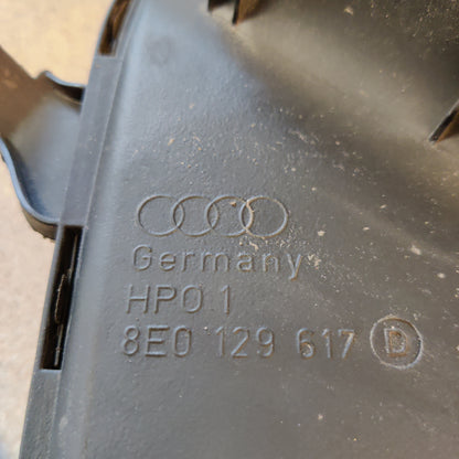 Ilmanohjaus pelti/Muovi jäädytys Audi A4 B7 Avant 2.0 2007 8E0129617