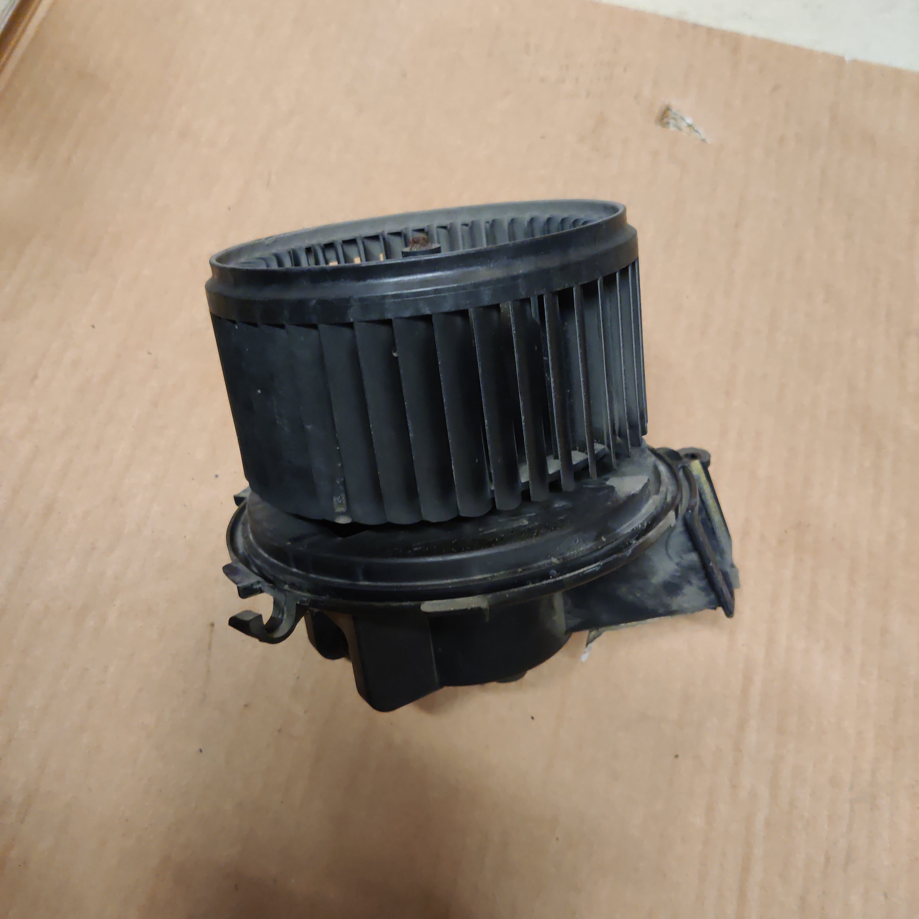 Lämmityksen puhallin Citroen Jumper II Bussi 2.2 HDi 100 2010, 5E1630100
