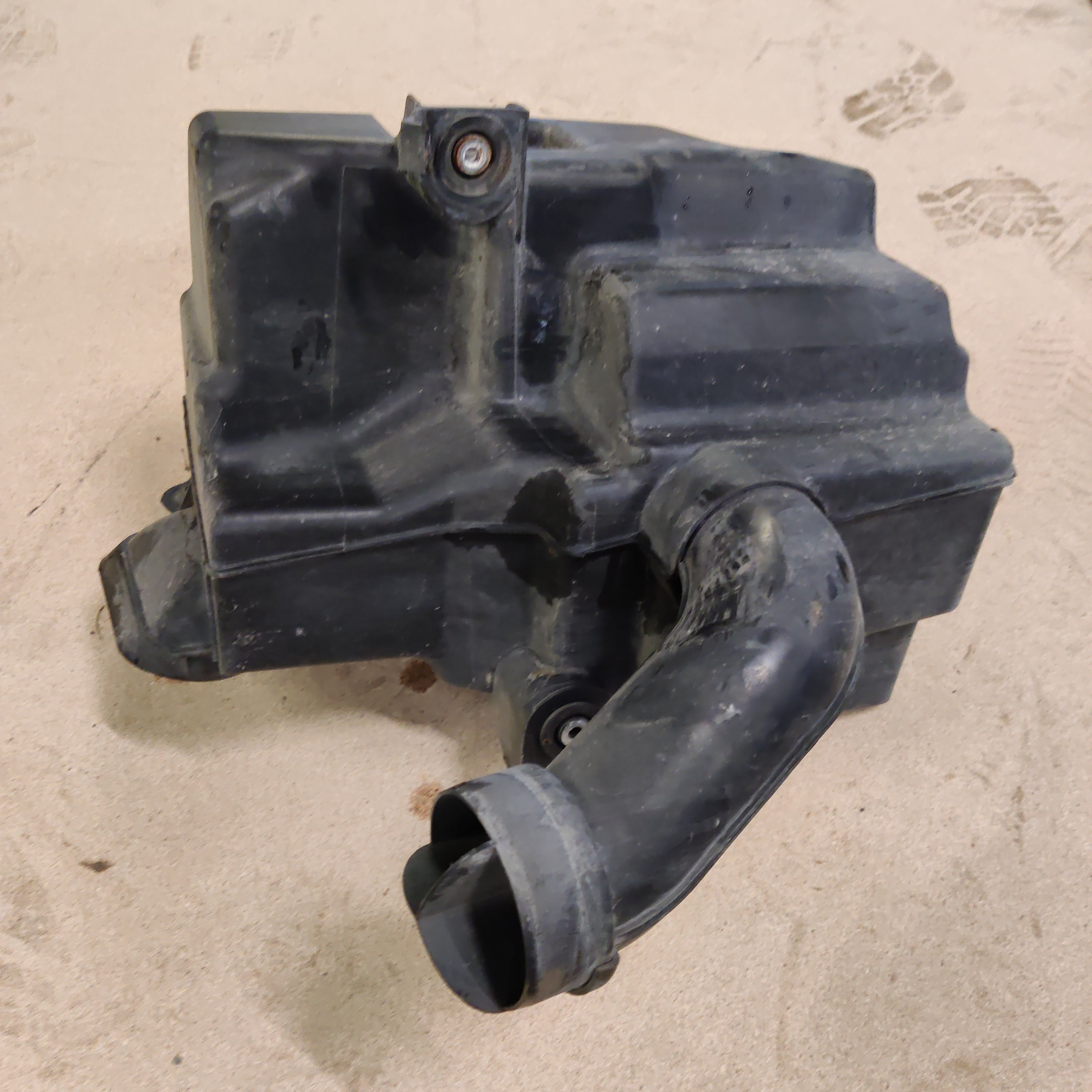Imuilman vaimennin Volvo V50 1.8 bensa 2004,  4M51-9F763
