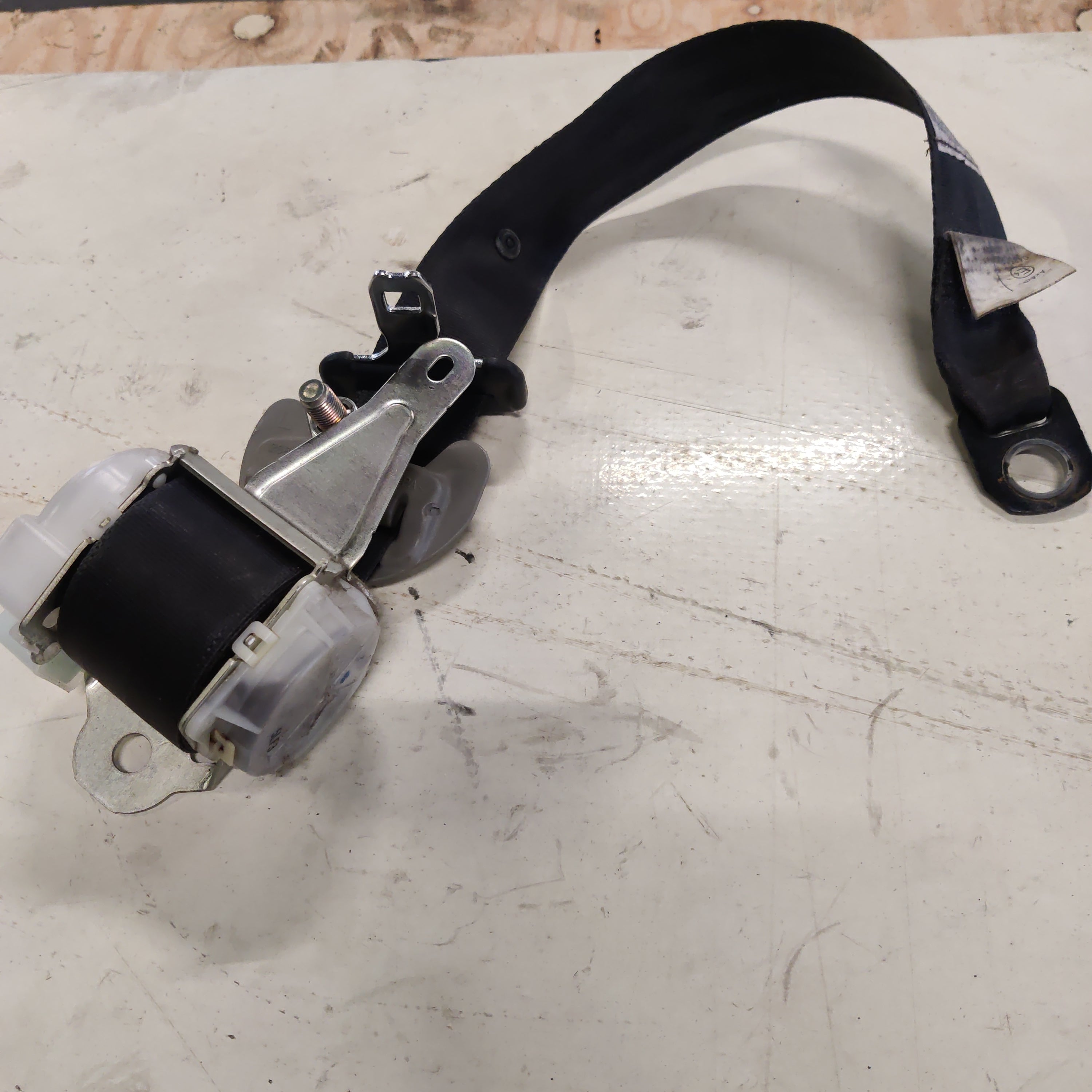 Turavyö vasen, taka Toyota RAV 4 III 2.0 4WD 2006, H073818