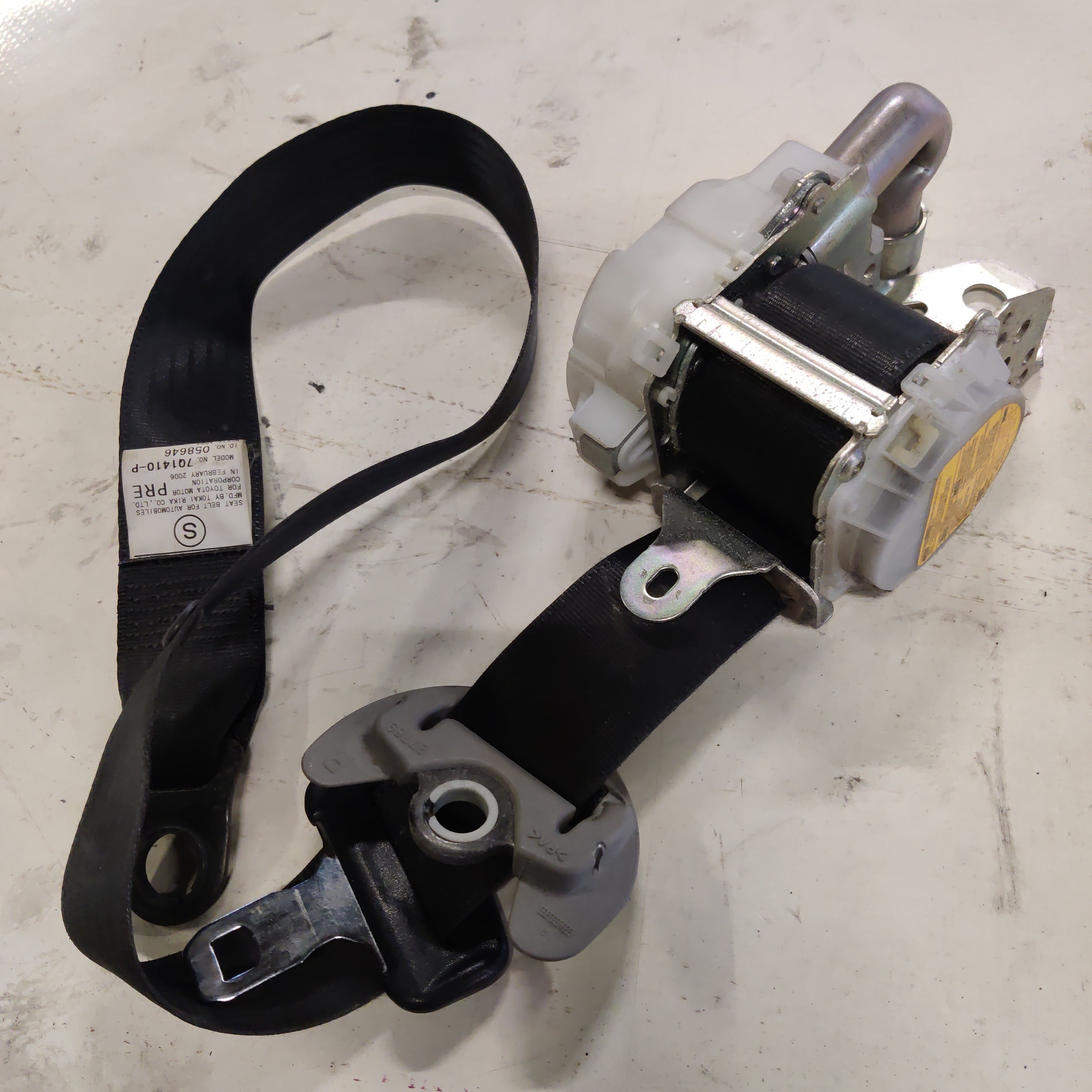 Turvayö oikea, etu Toyota RAV 4 III 2.0 4WD 2006, H073818, 7Q1410-P