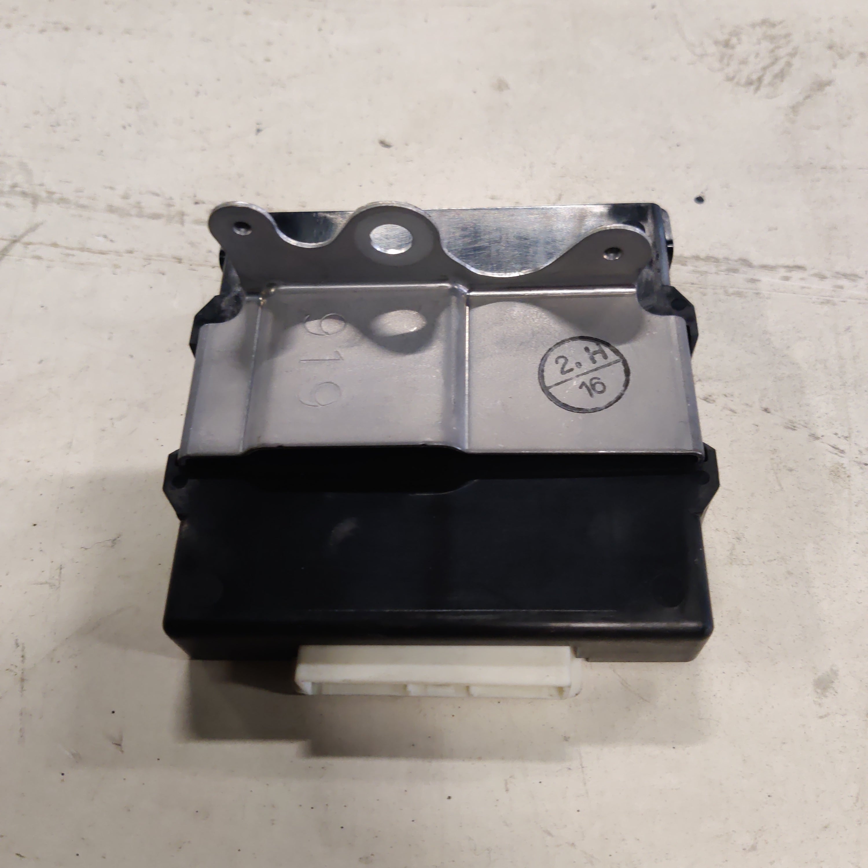 Nelivedon ohjausyksikkö, Toyota RAV 4 III 2.0 4WD 2006, 89630-42010