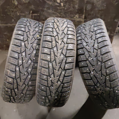 Nastarenkaat 3 kpl Nokian Hakkapelliitta 7 175/65 R15 88T XL KÄYTETTY