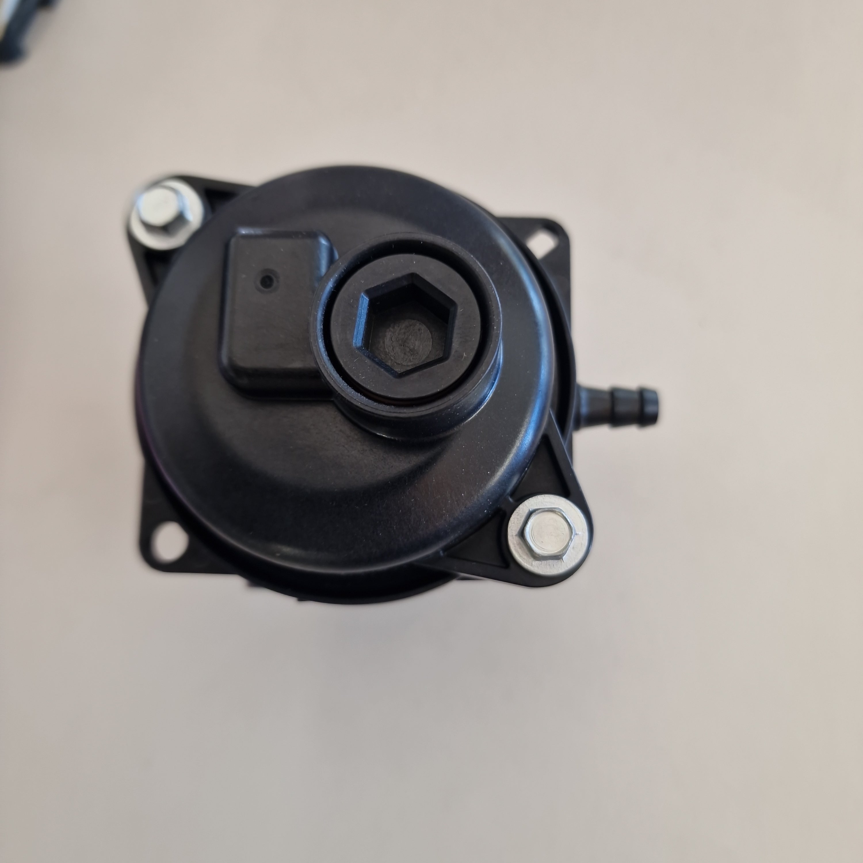 Kaasutin B&S 593297 POISTOTUOTE