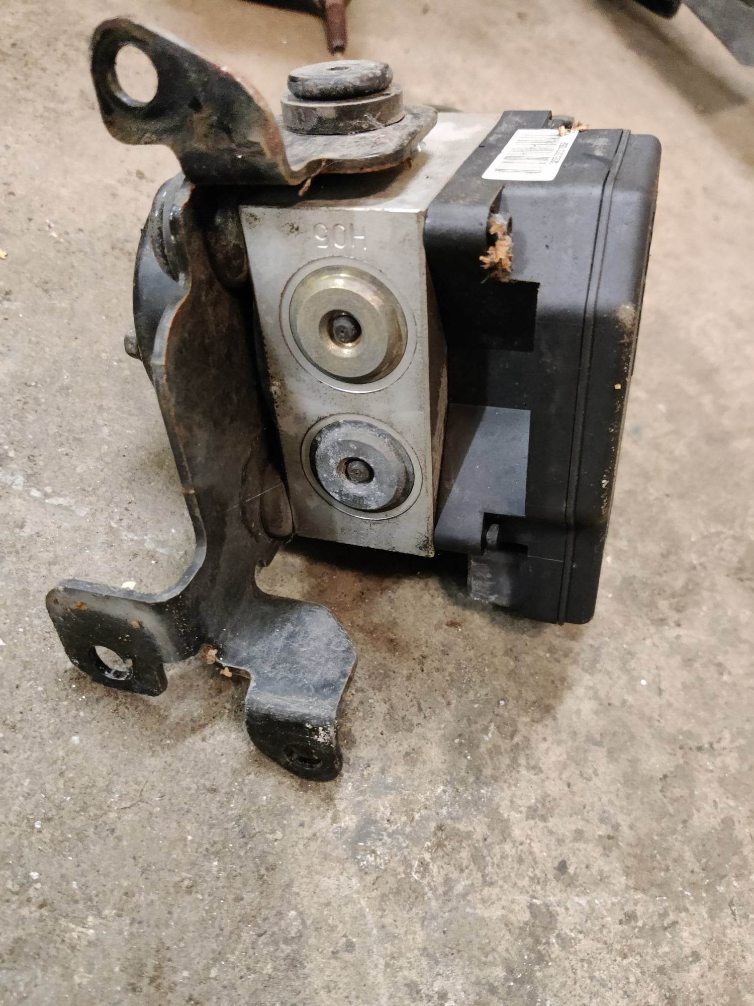 ABS-hydraulipumppu KIA Cerato 58920-2F000, 95600-2F000