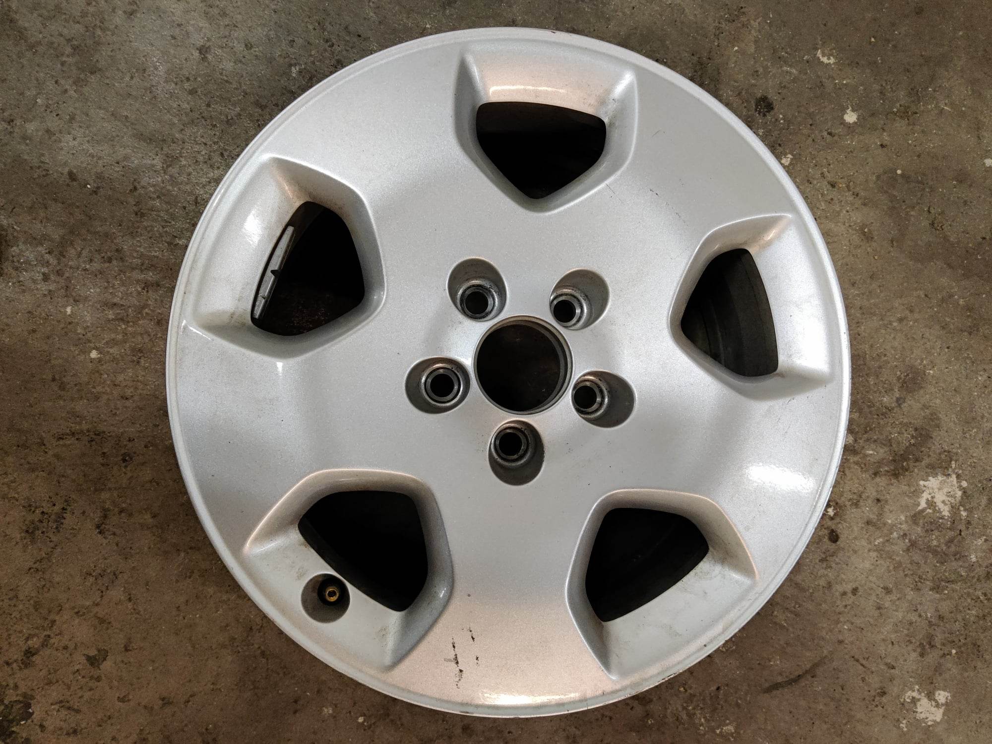 Alumiinivanne Audi A3 5x100, 15" ET38 8L0601025N, 1 KPL Varavanne