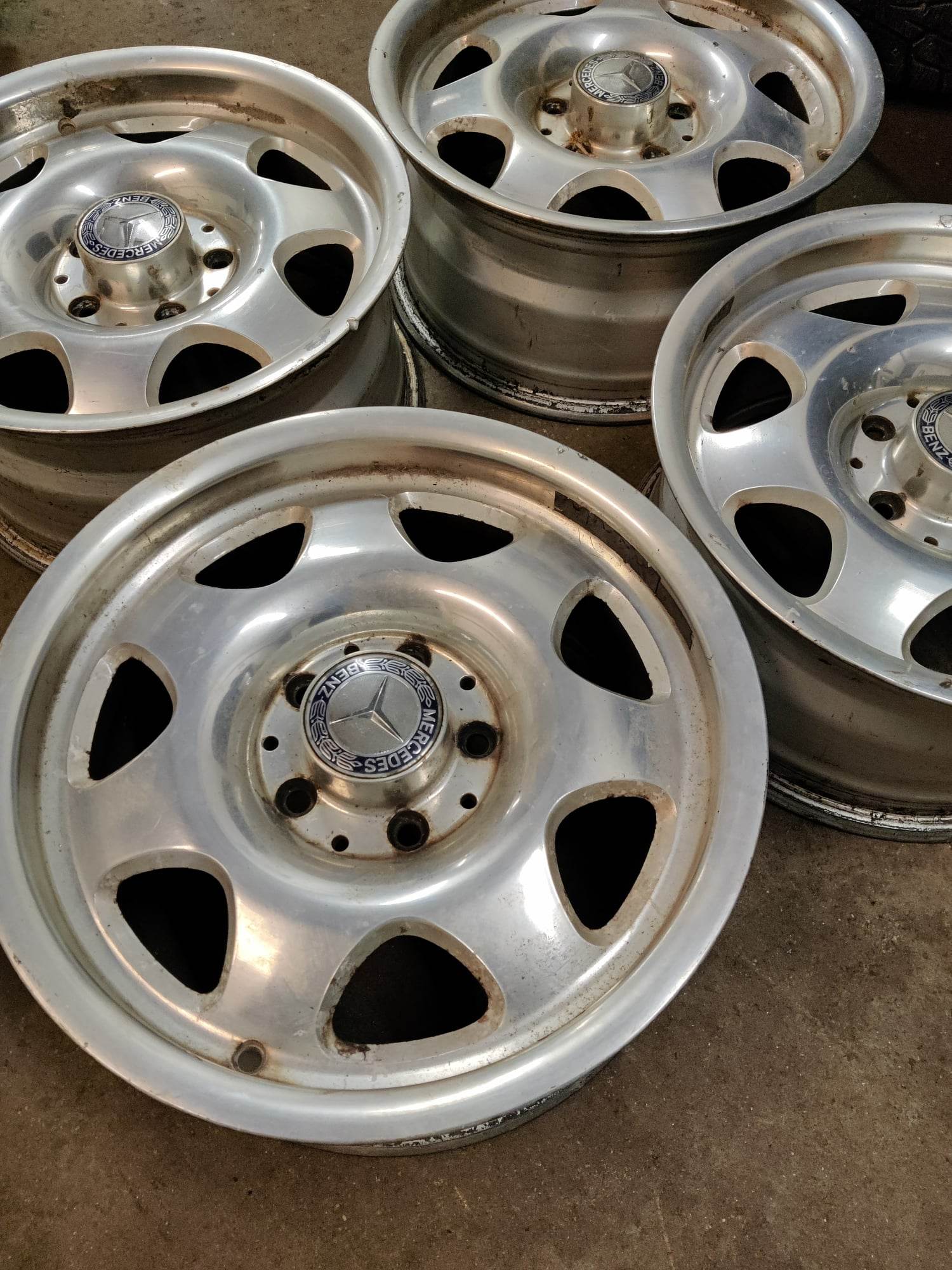 Vannesarja Mercedes-Benz SLK R170, 5x112 7x15 ET37, A1704010002  KÄYTETTY