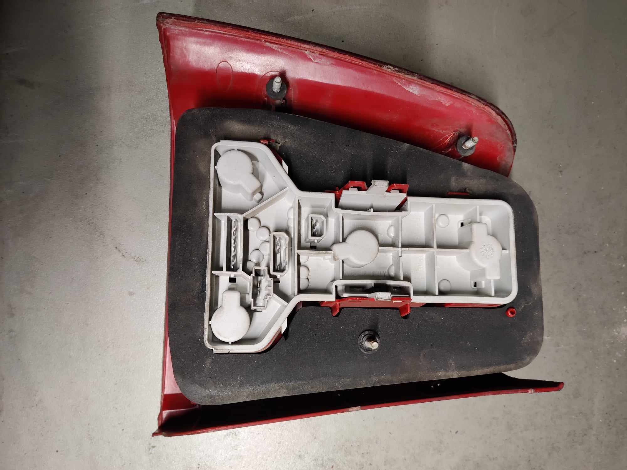 Takavalo, oikea VW Passat 1997-2000, 3B5945257