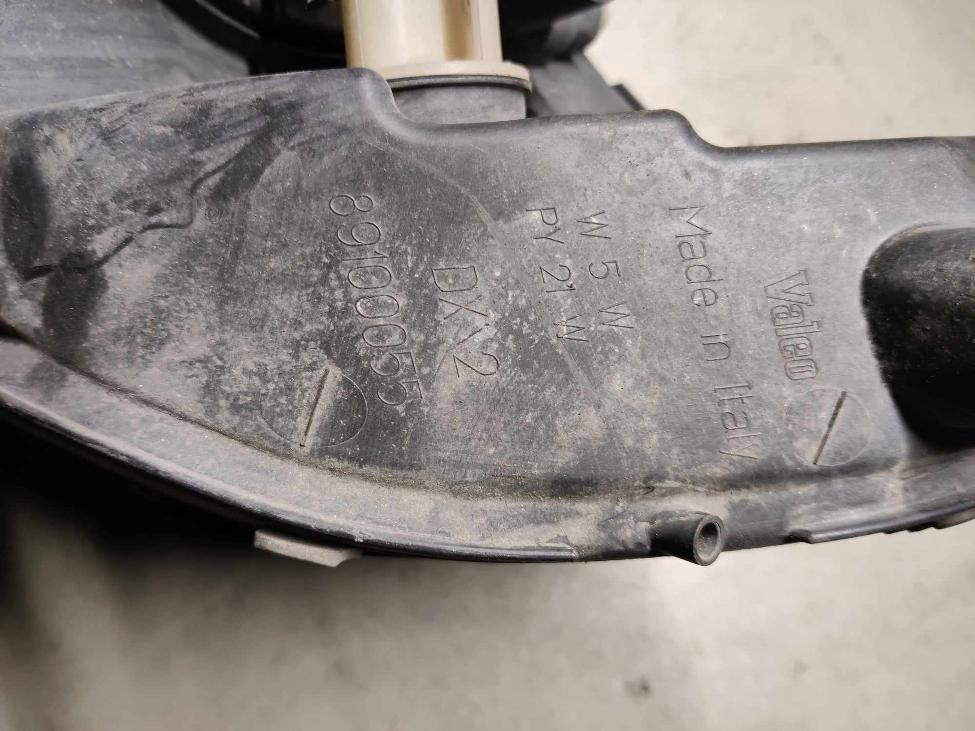 Ajovalo, oikea Opel Zafira A 1999-2005, 89100055