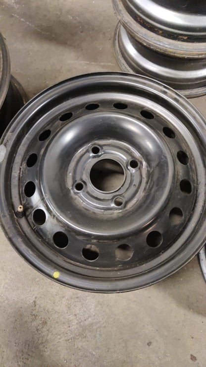 Peltivanne 1 kpl Nissan Primera 4x114.3 15" KÄYTETTY