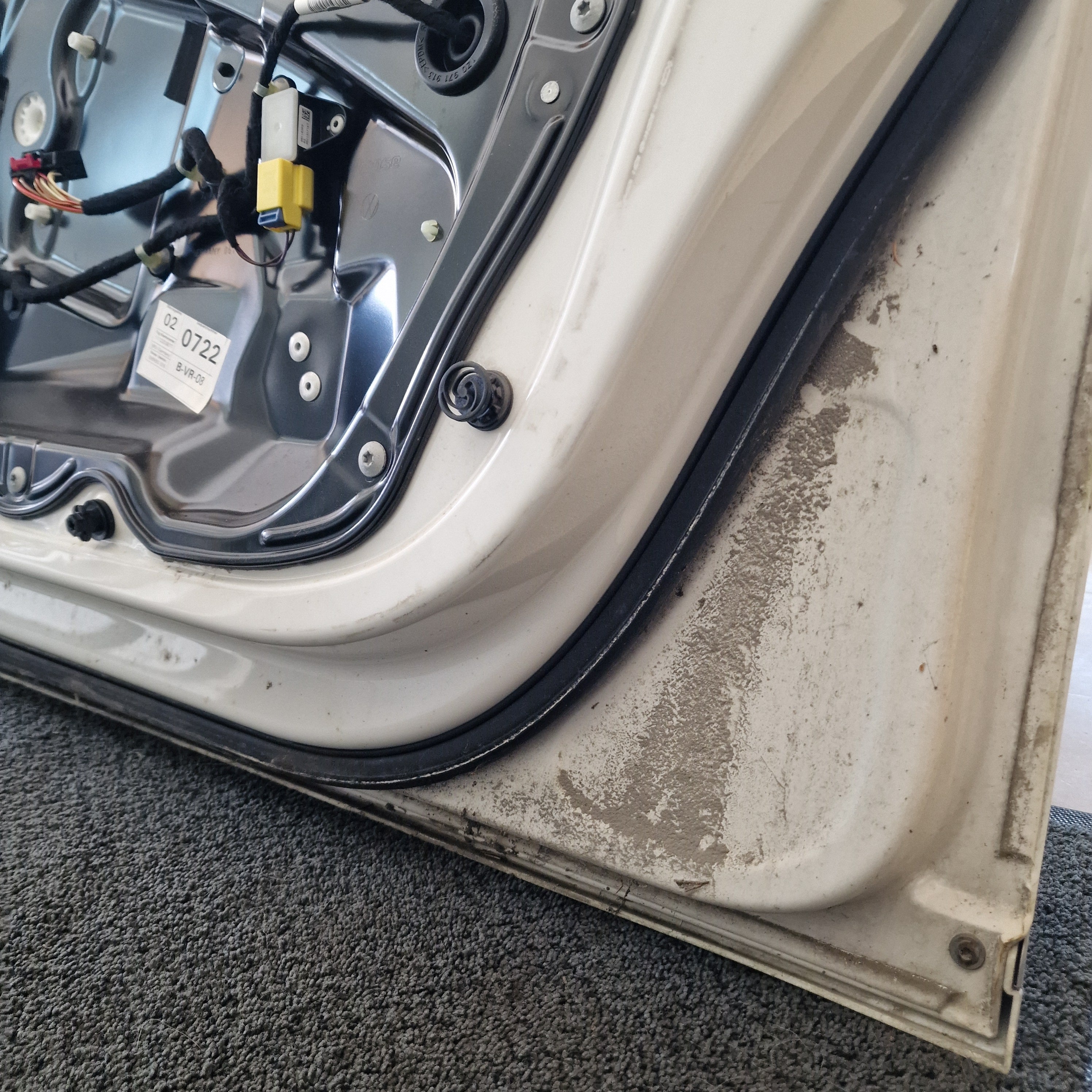 Etuovi, oikea Volkswagen Passat B7 Variant 365 1.6 TDI diesel 2011