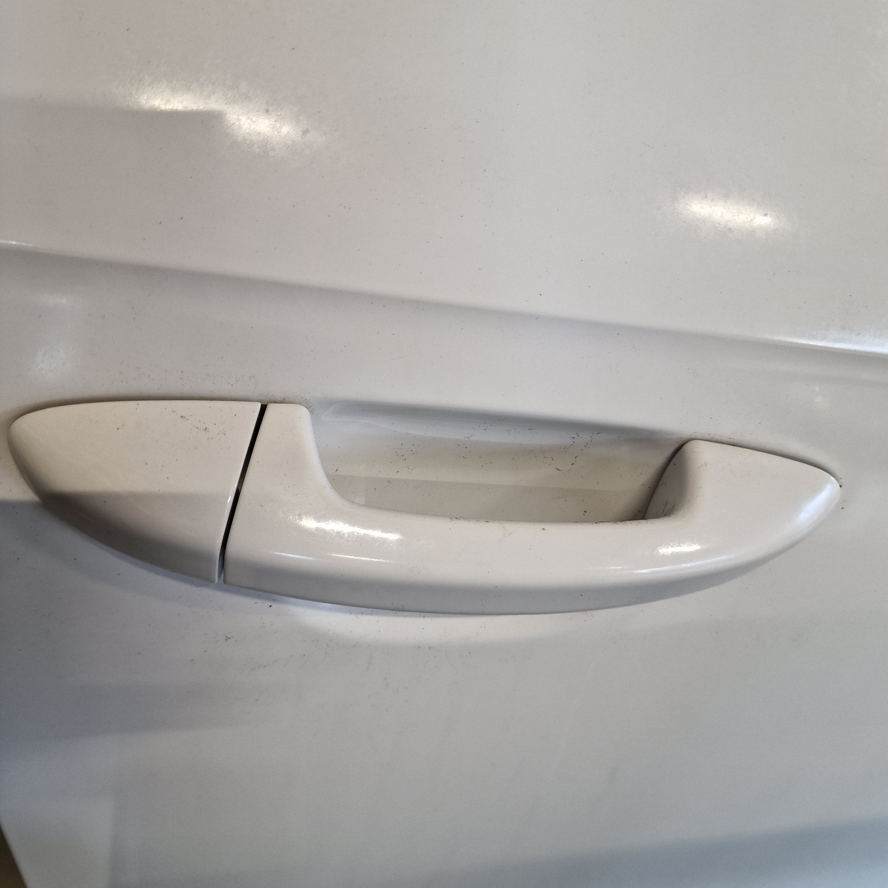 Etuovi, oikea Volkswagen Passat B7 Variant 365 1.6 TDI diesel 2011