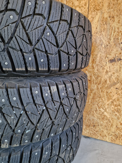 Goodyear Ultra Grip 185/ 65 R 15 88T Nastarengassarja KÄYTETTY