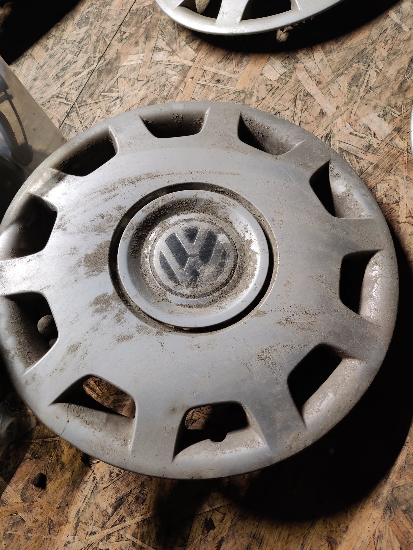 Pölykapselisarja 15" VW Golf IV (1998-2006)