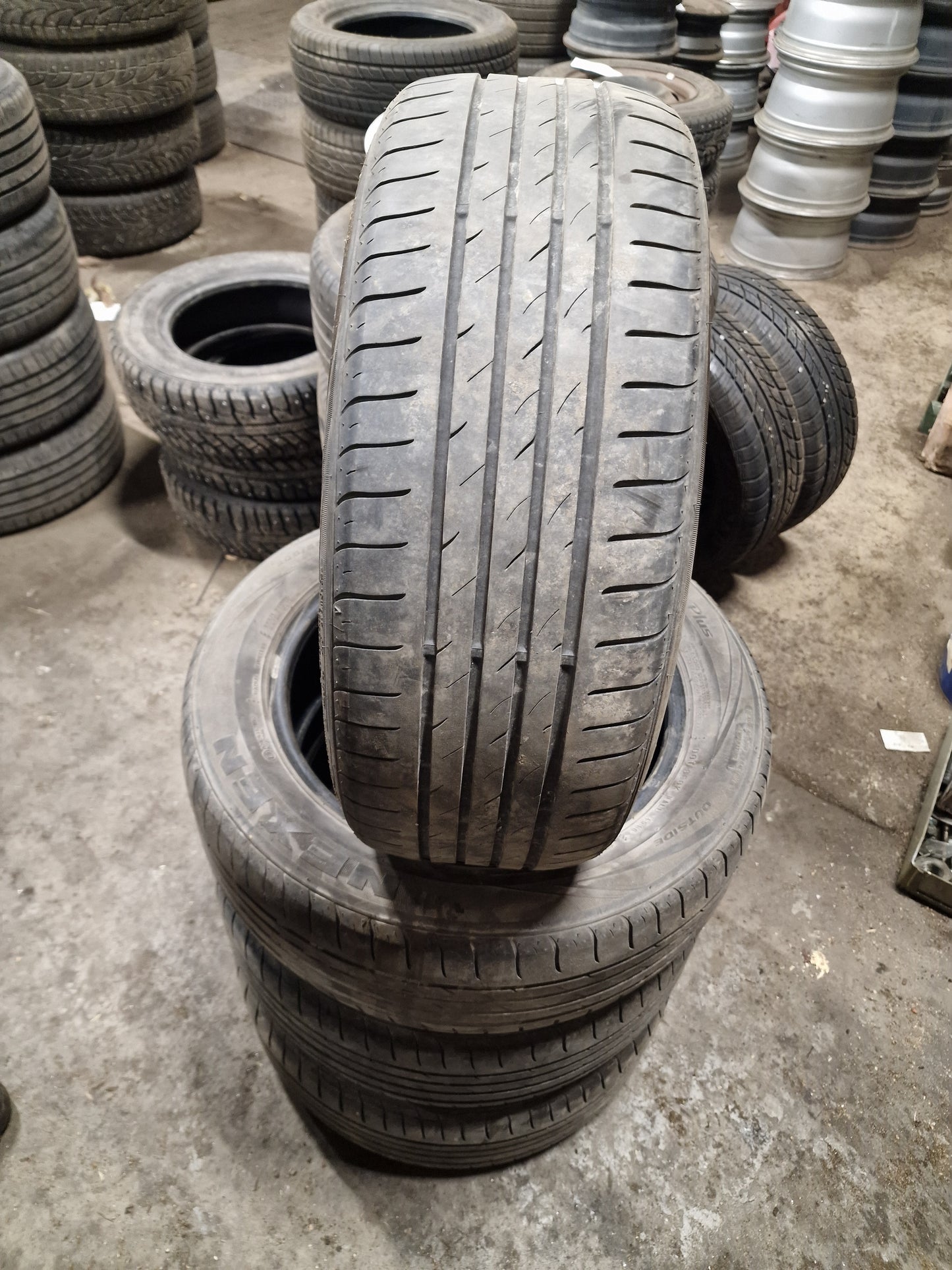 Kesärengassarja Nexen Nblue Hd plus 205/55 R16 KÄYTETYT