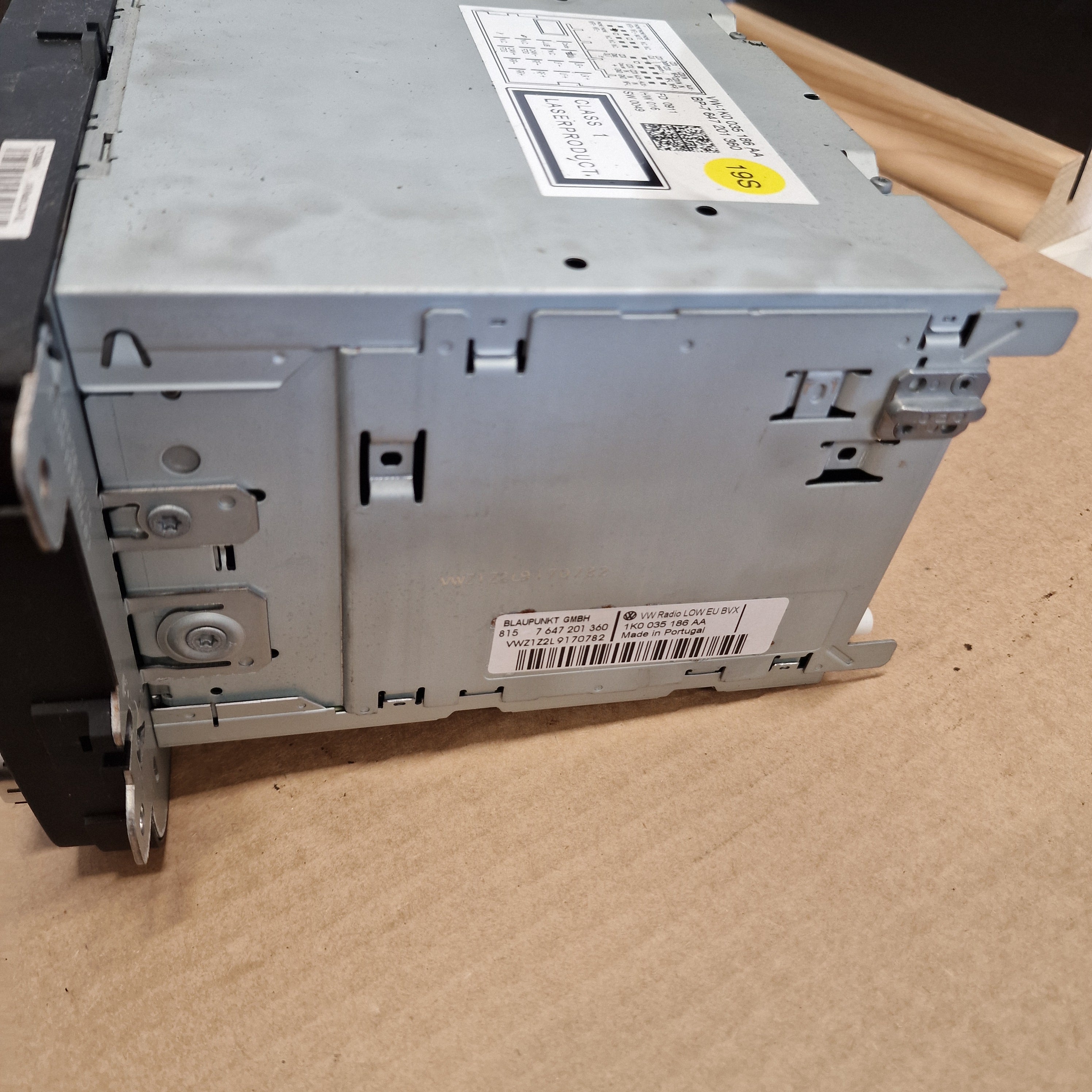 Radio, Volkswagen Passat B7 Variant 365 1.6 TDI diesel 2011, 1K0035186AA