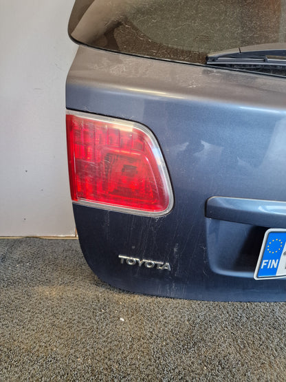 Takakansi Toyota Avensis StW (T27) 1.8 farmari bensiini 2009