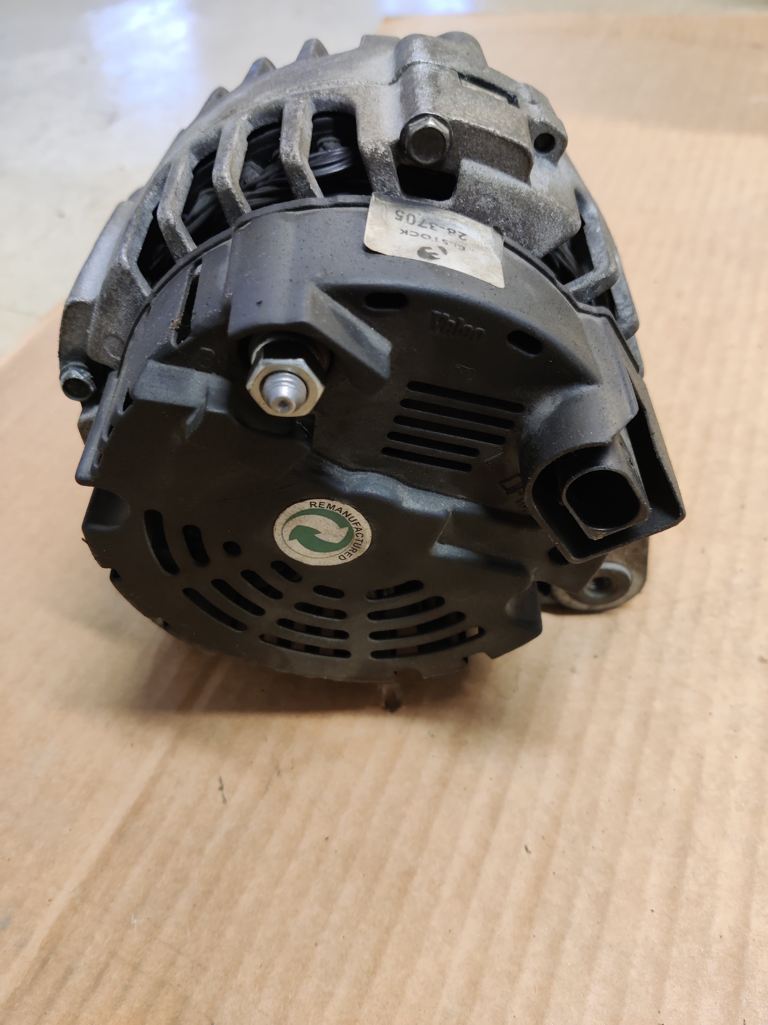 Valeo laturi Volkswagen Passat 1.9 TDI 2003 28-3705