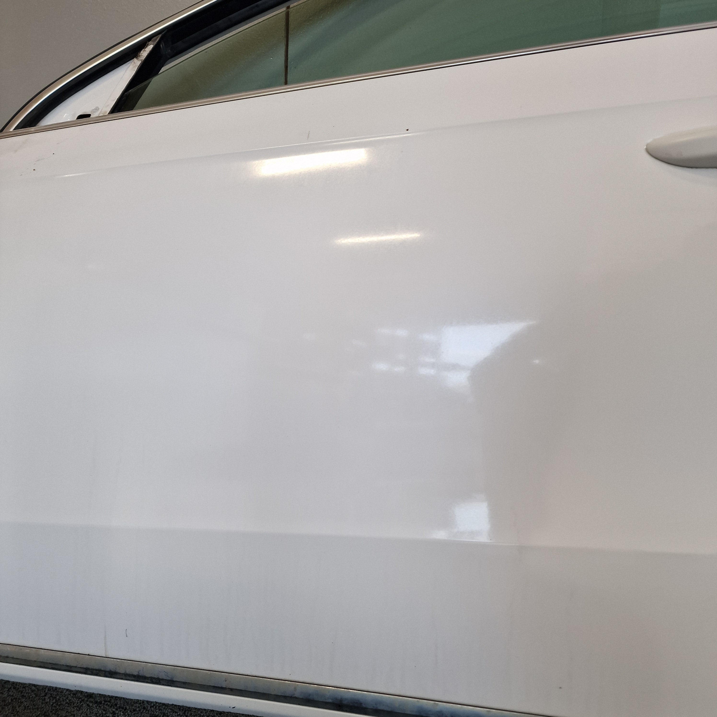 Etuovi, vasen Volkswagen Passat B7 Variant 365 1.6 TDI diesel 2011