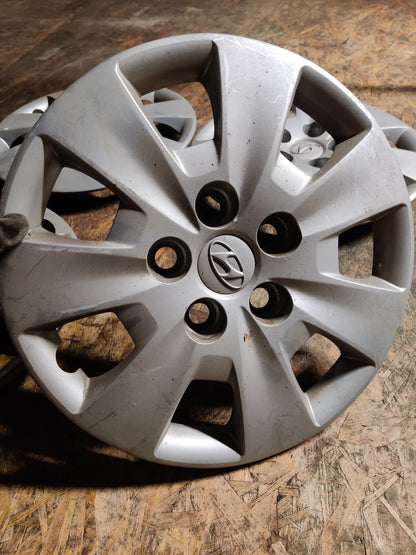 Pölykapselisarja 15" Hyundai I30 2007-2012, 52960-2L000